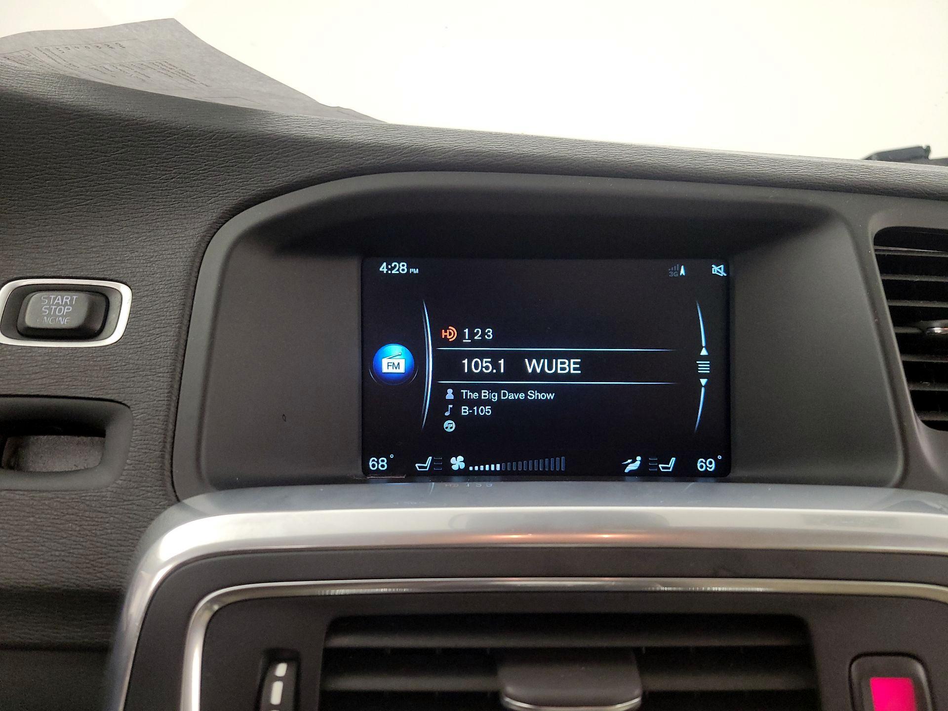 Thumbnail: 2016 Volvo S60 - 14