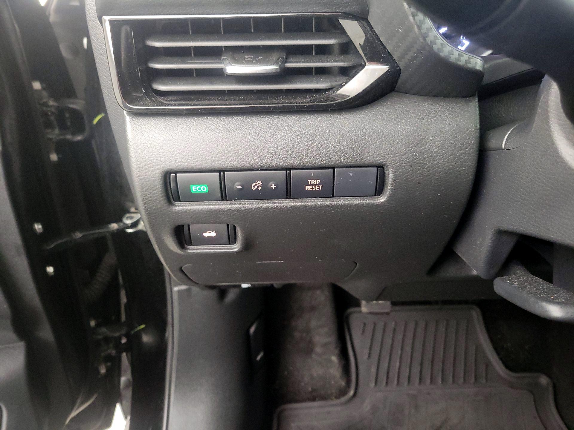 Thumbnail: 2023 Nissan Sentra - 13