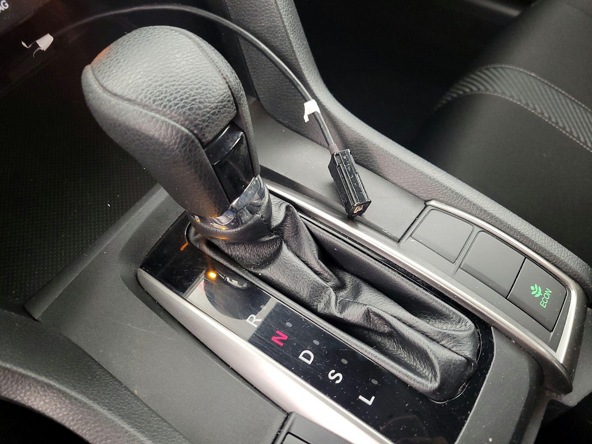 Thumbnail: 2019 Honda Civic - 17