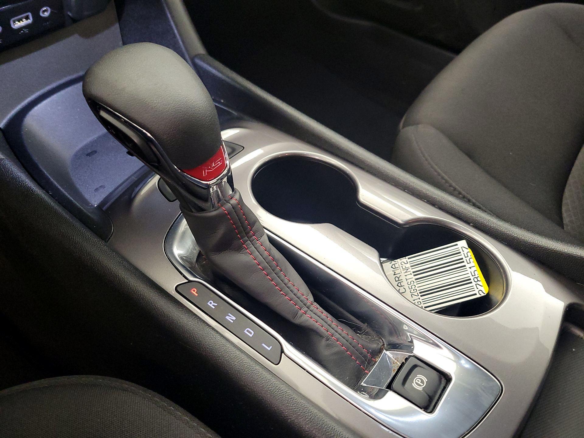 Thumbnail: 2022 Chevrolet Malibu - 17