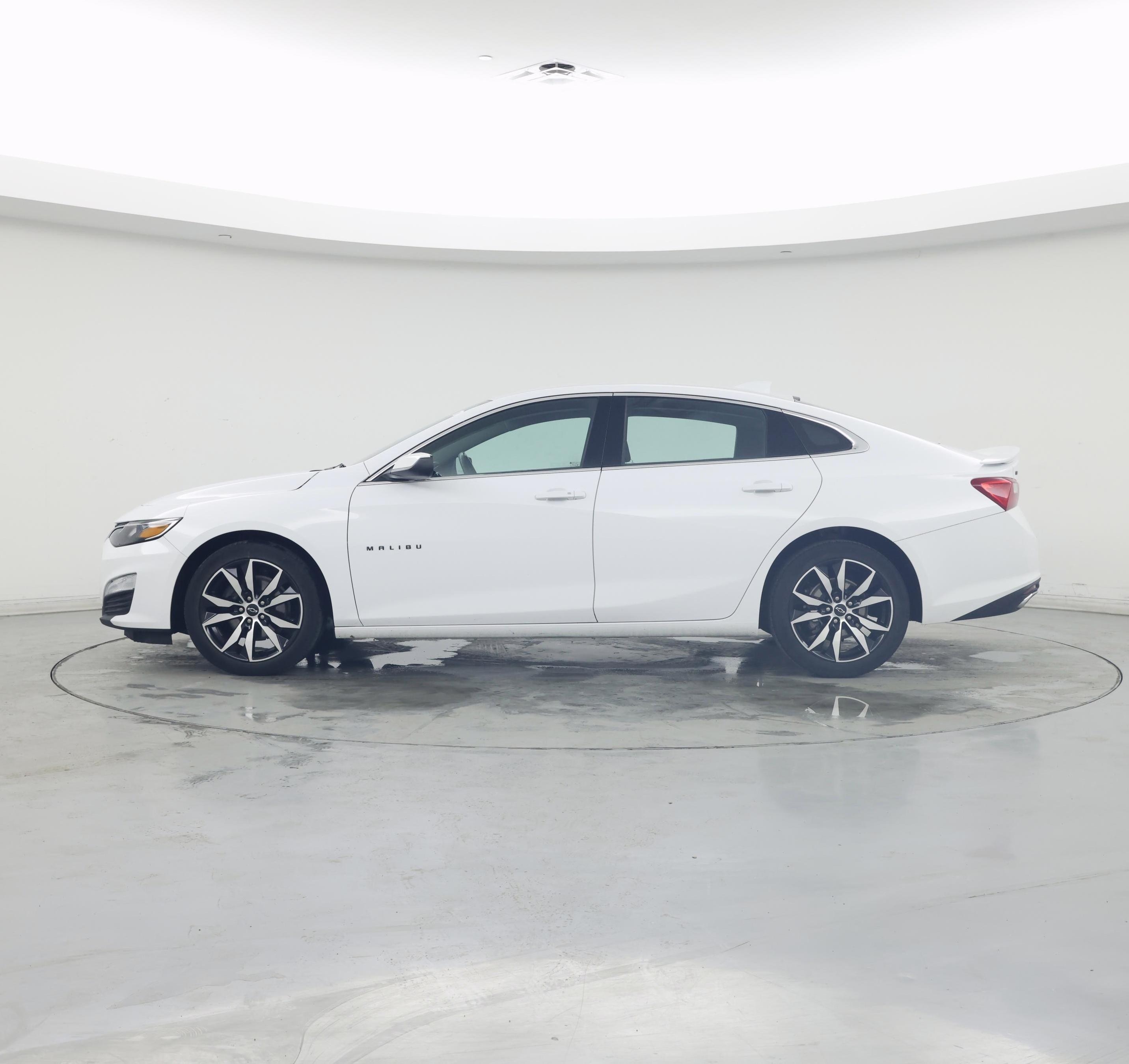 Thumbnail: 2022 Chevrolet Malibu - 3