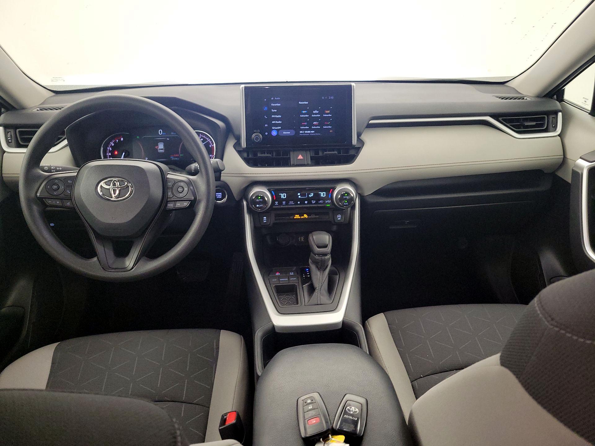 Thumbnail: 2024 Toyota RAV4 - 9