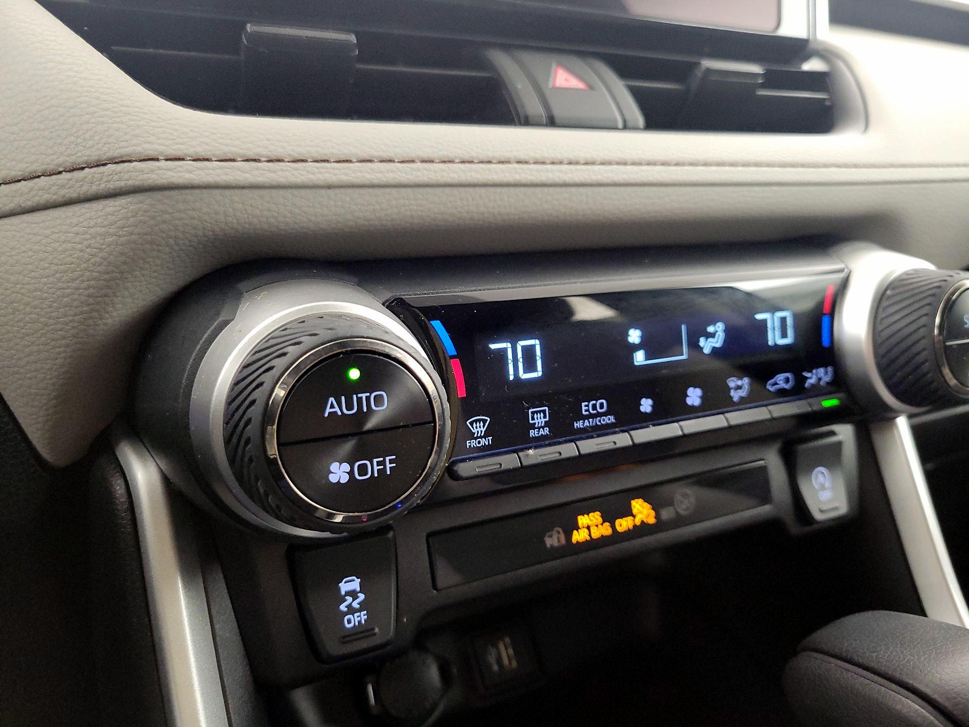 Thumbnail: 2024 Toyota RAV4 - 16