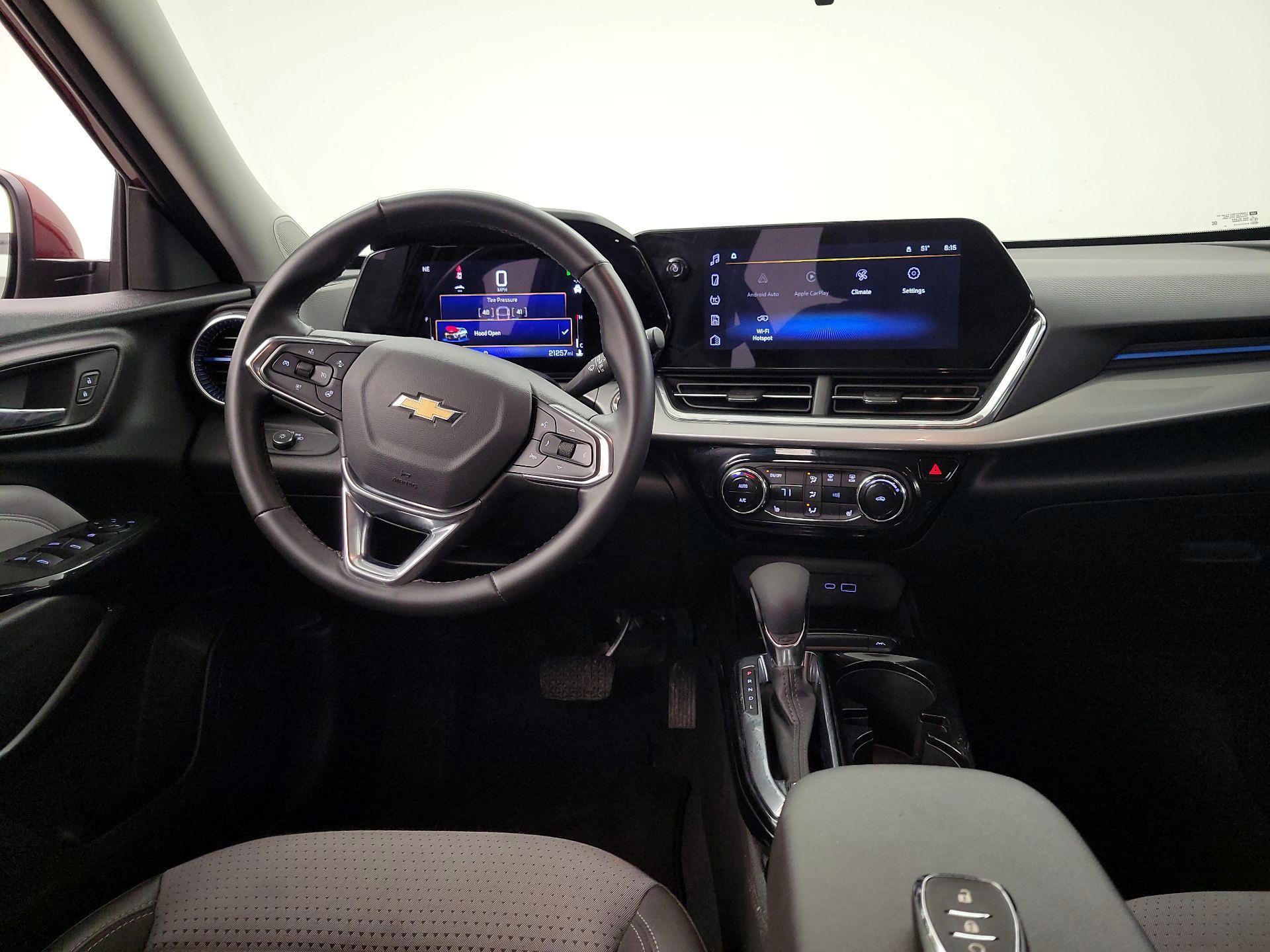 Thumbnail: 2025 Chevrolet Trax - 10