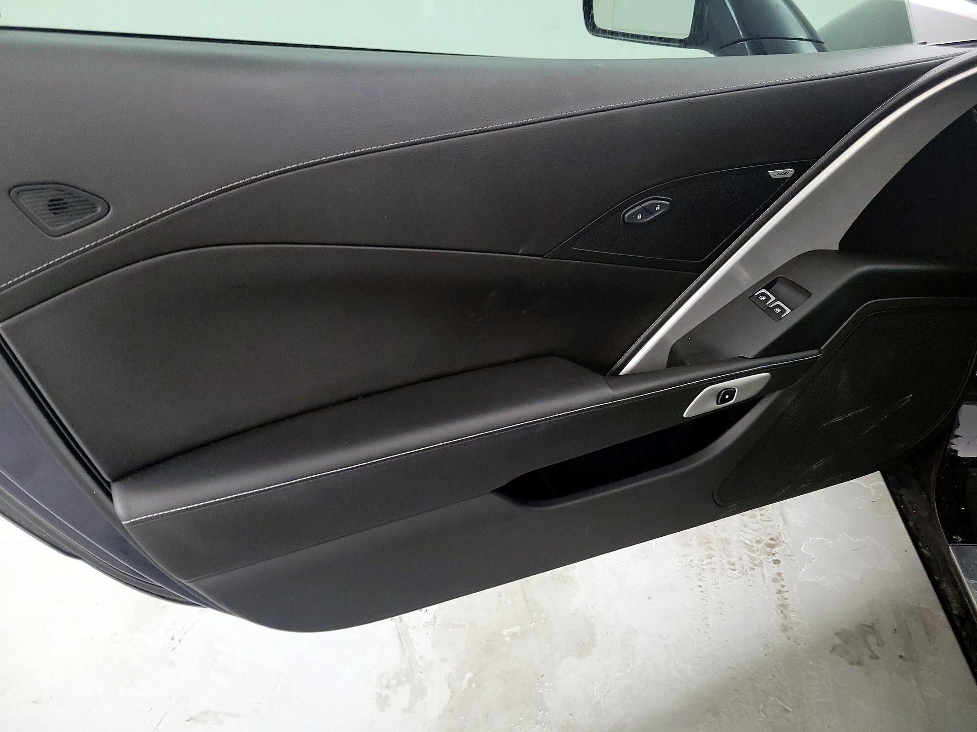 Thumbnail: 2015 Chevrolet Corvette - 12