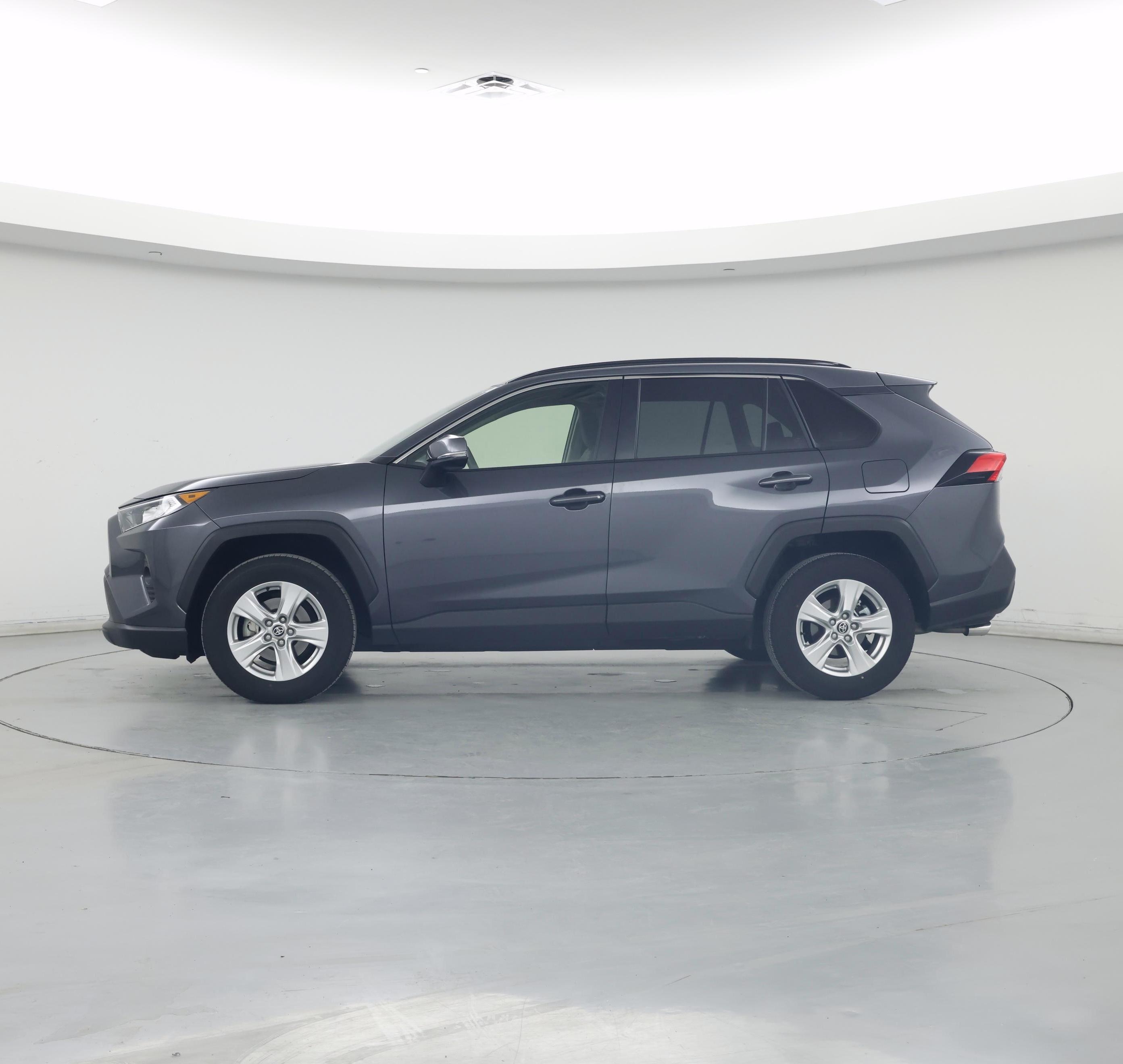 Thumbnail: 2020 Toyota RAV4 - 3