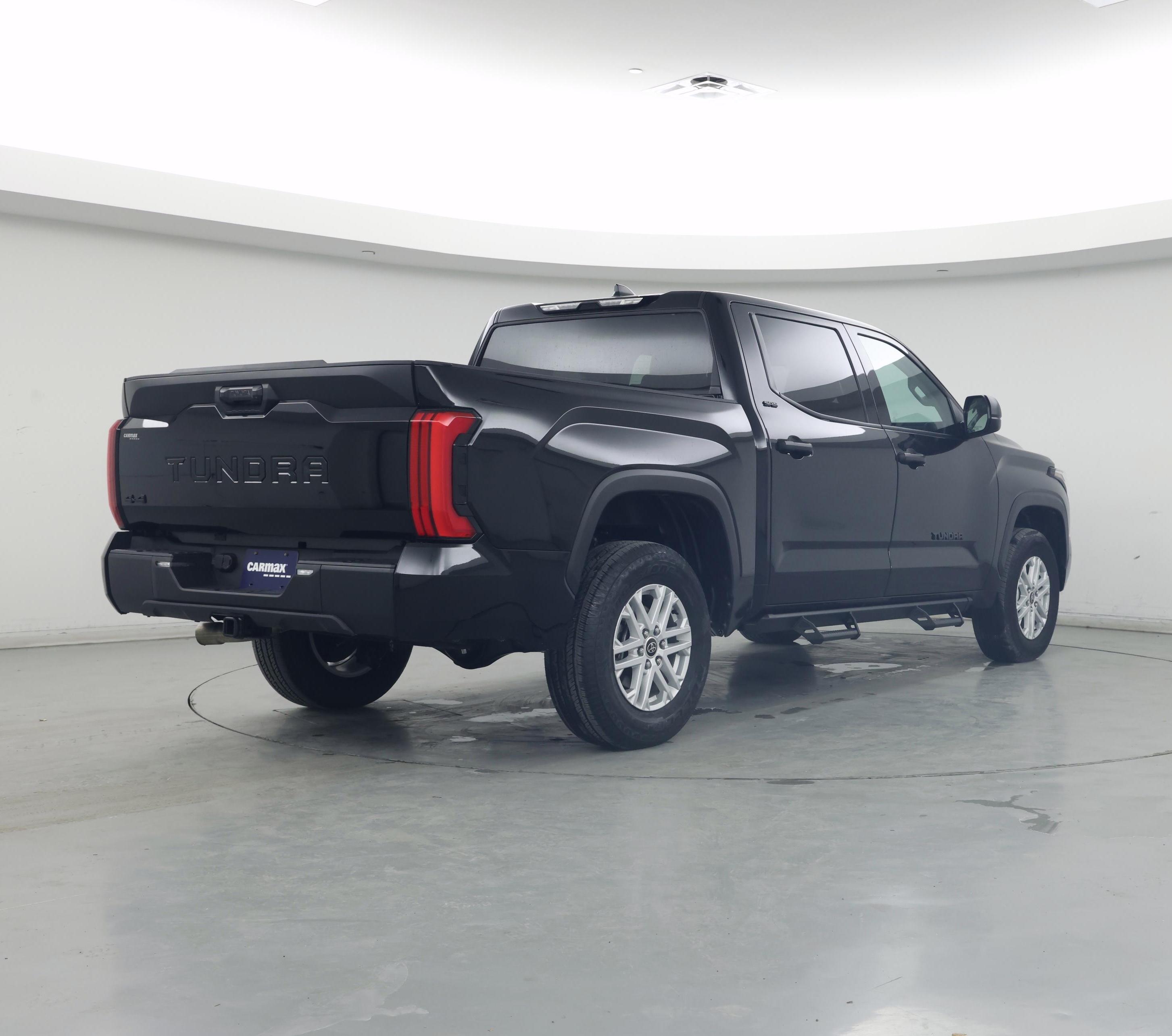 Thumbnail: 2024 Toyota Tundra - 8