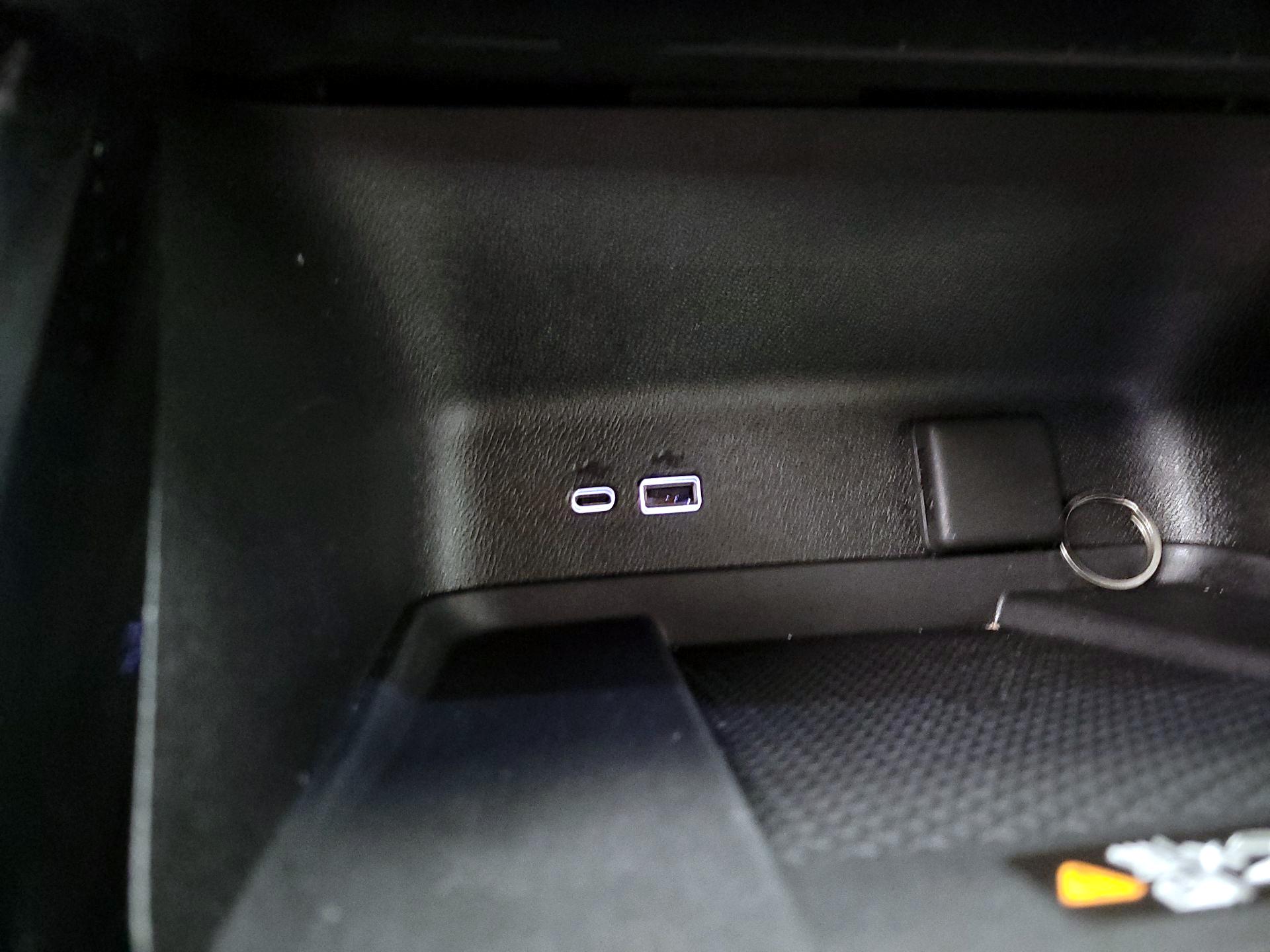 Thumbnail: 2024 Chevrolet Traverse - 18