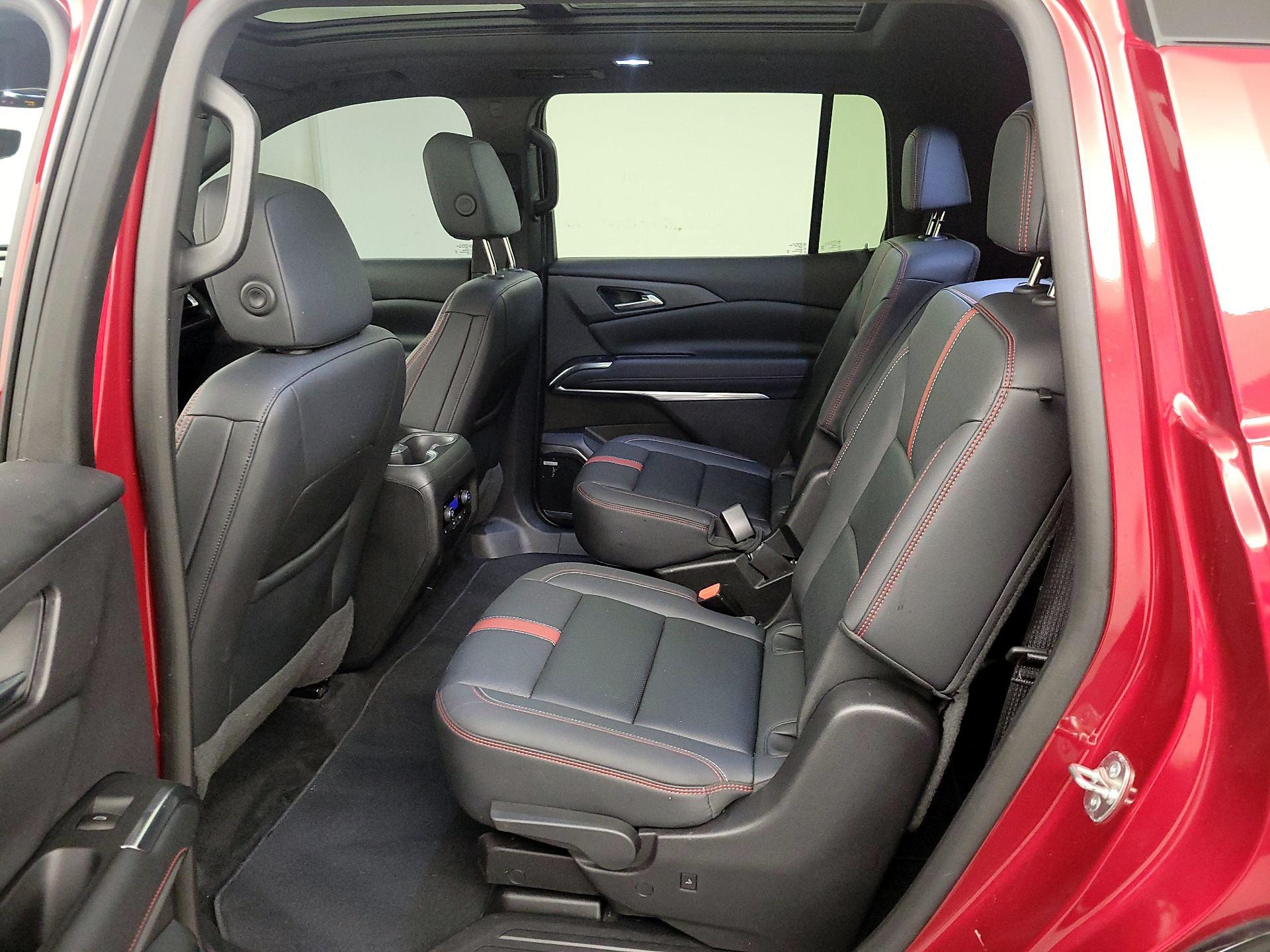 Thumbnail: 2024 Chevrolet Traverse - 20