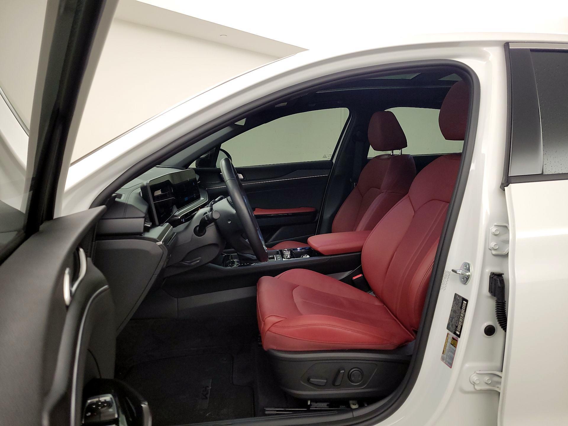 Thumbnail: 2025 Kia K5 - 11