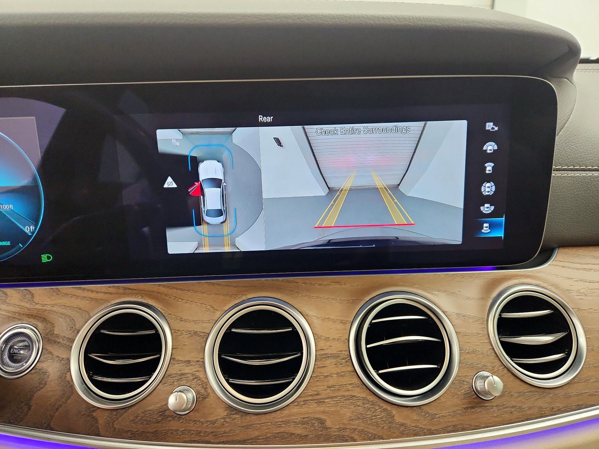 Thumbnail: 2021 Mercedes-Benz E-Class - 15