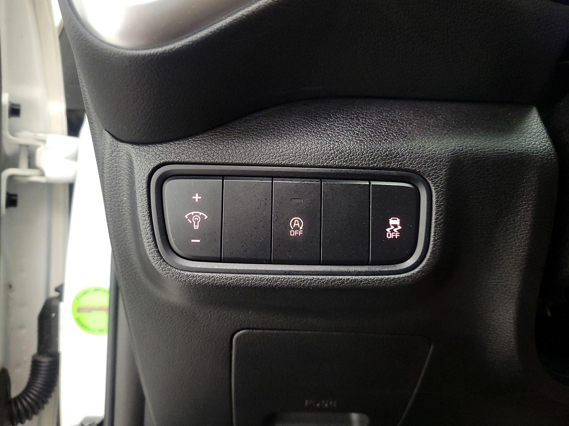 Thumbnail: 2021 Kia Soul - 13