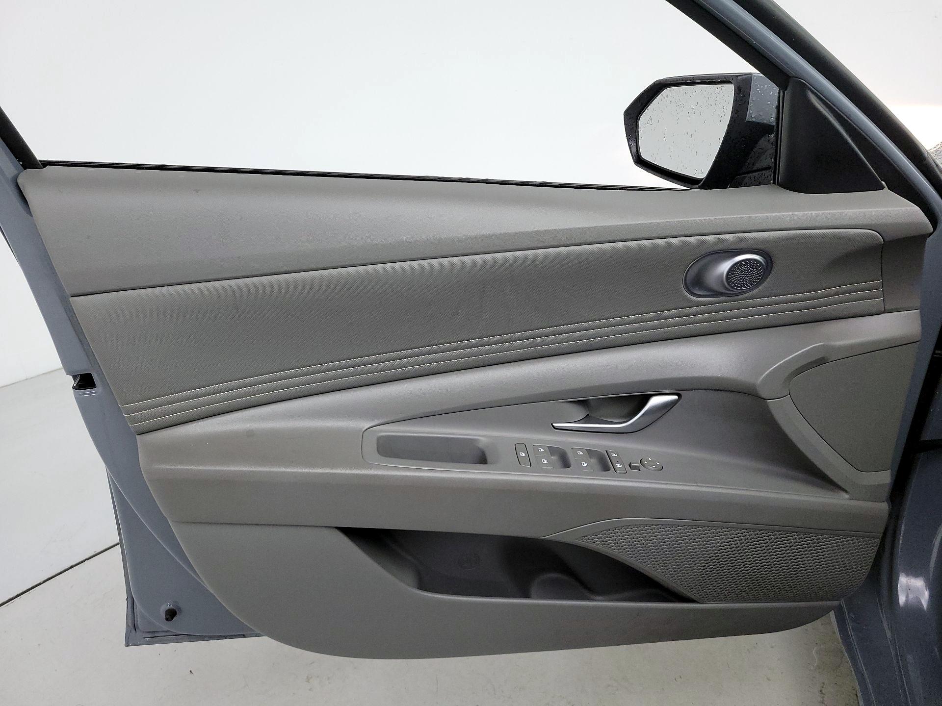 Thumbnail: 2023 Hyundai Elantra - 12
