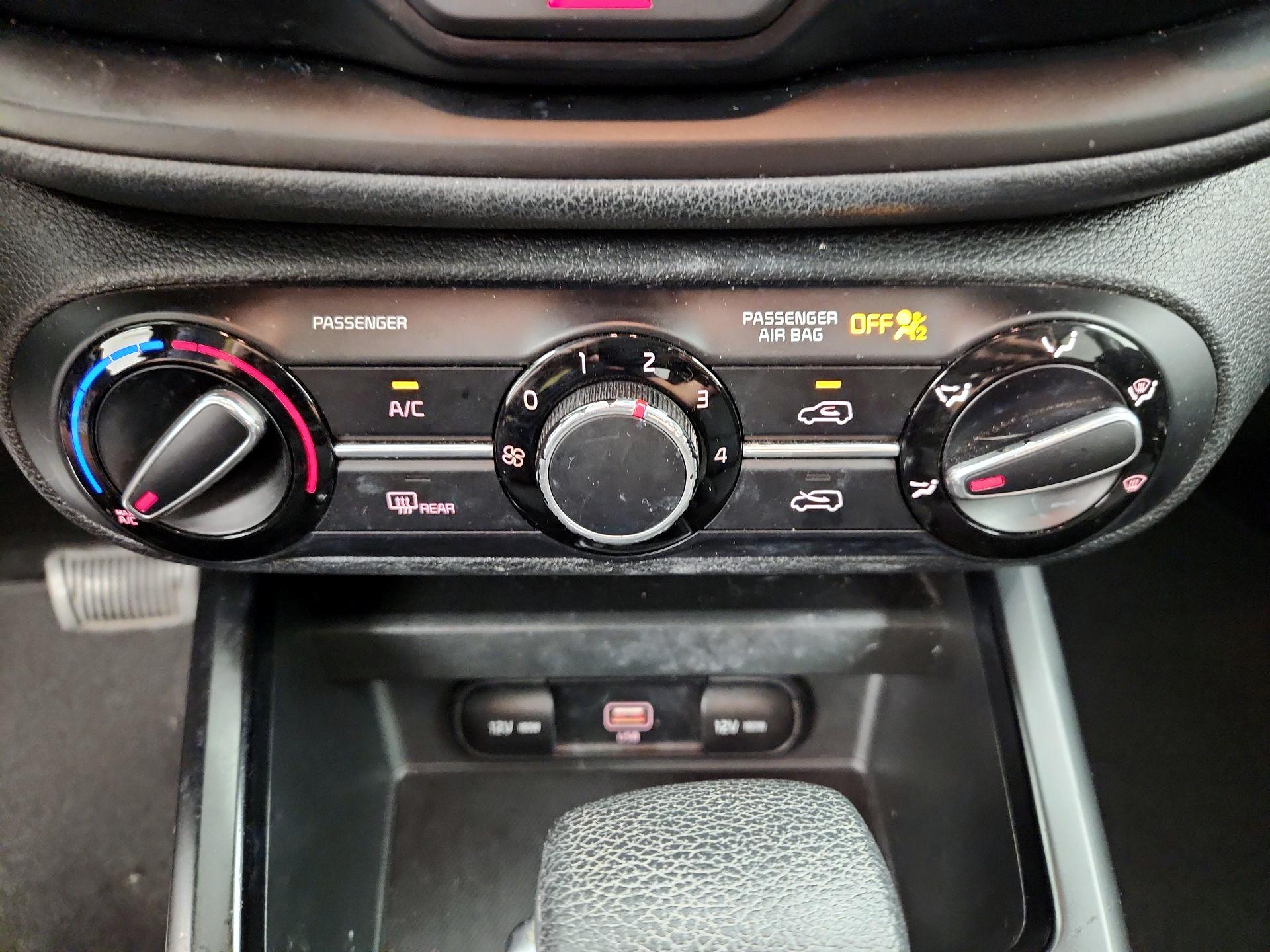 Thumbnail: 2021 Kia Soul - 16