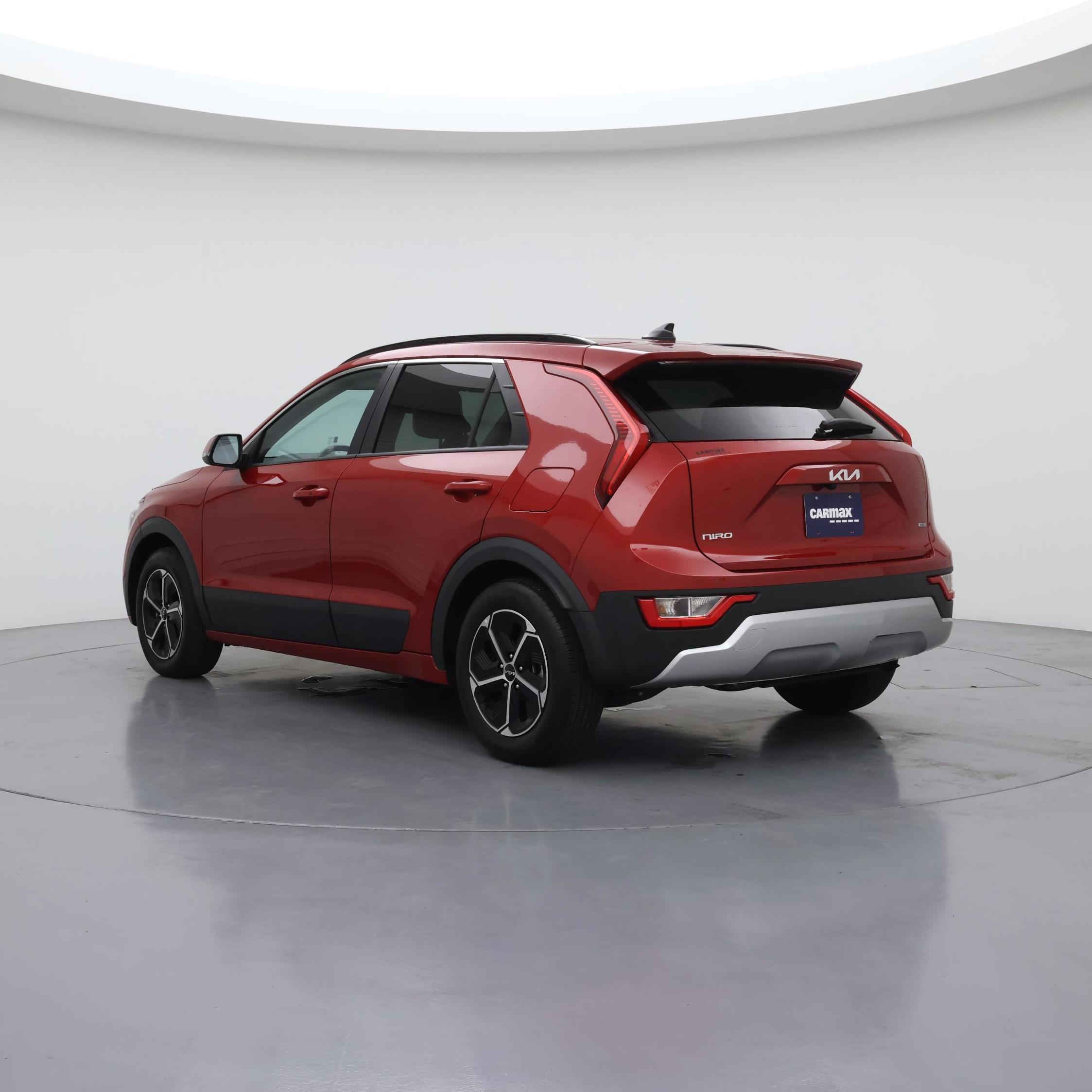 Thumbnail: 2023 Kia Niro - 2