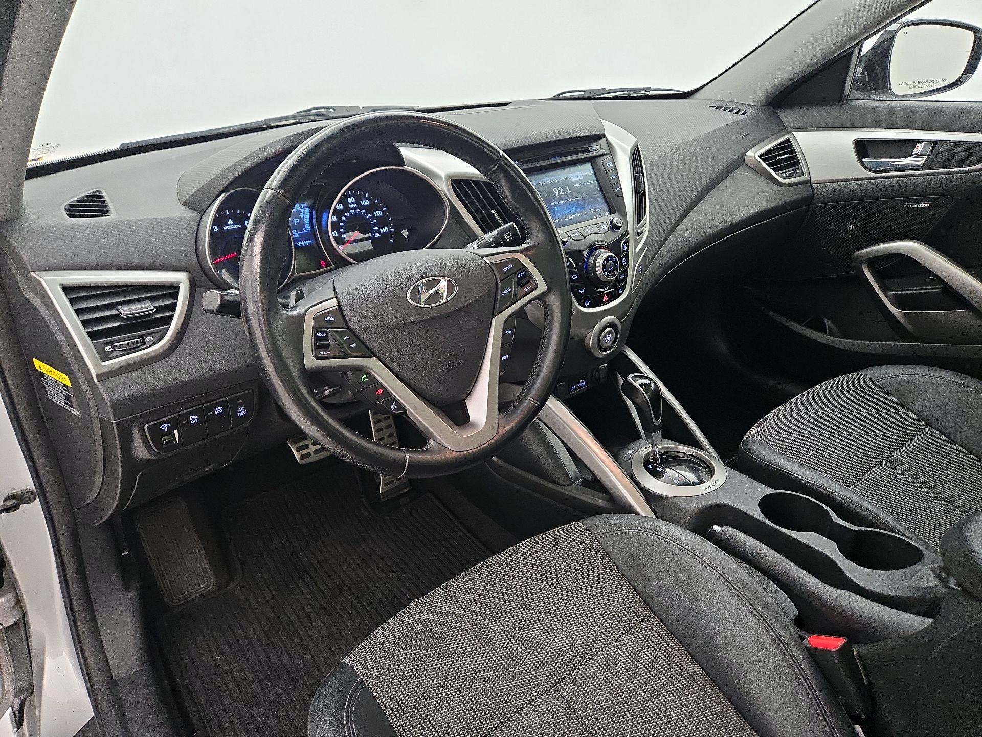 Thumbnail: 2014 Hyundai Veloster - 9