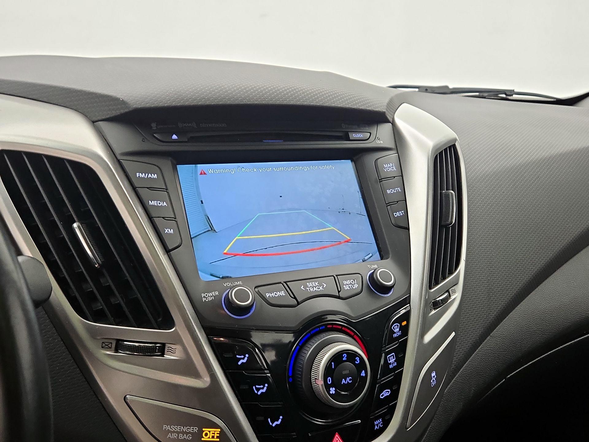 Thumbnail: 2014 Hyundai Veloster - 14