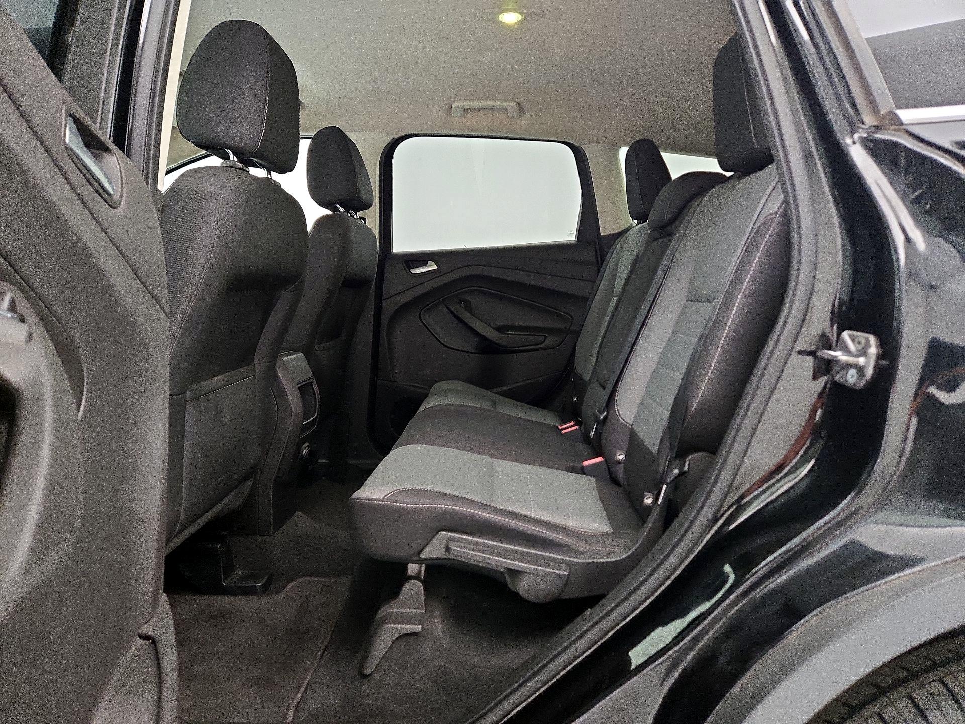 Thumbnail: 2016 Ford Escape - 19