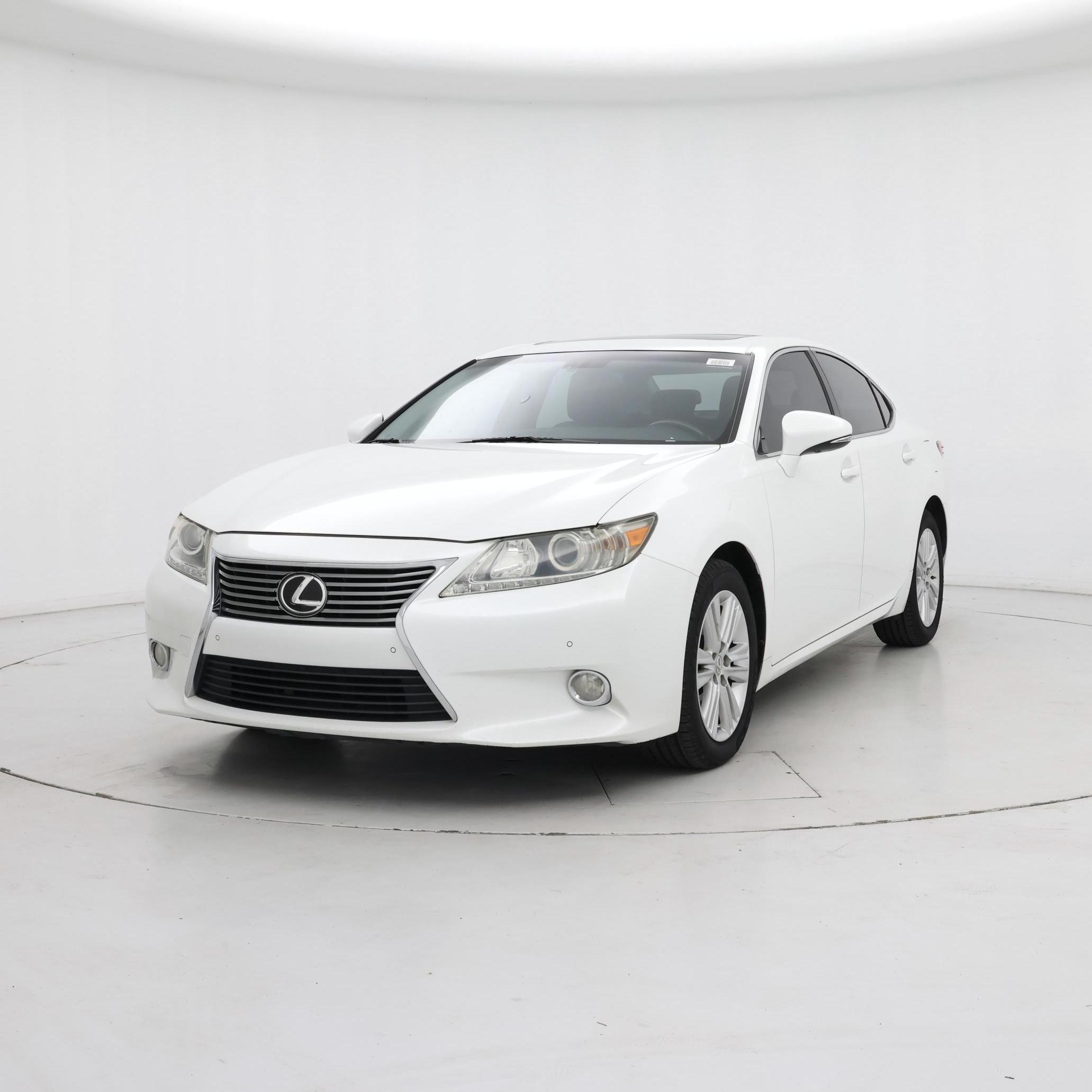 Thumbnail: 2014 Lexus ES - 4