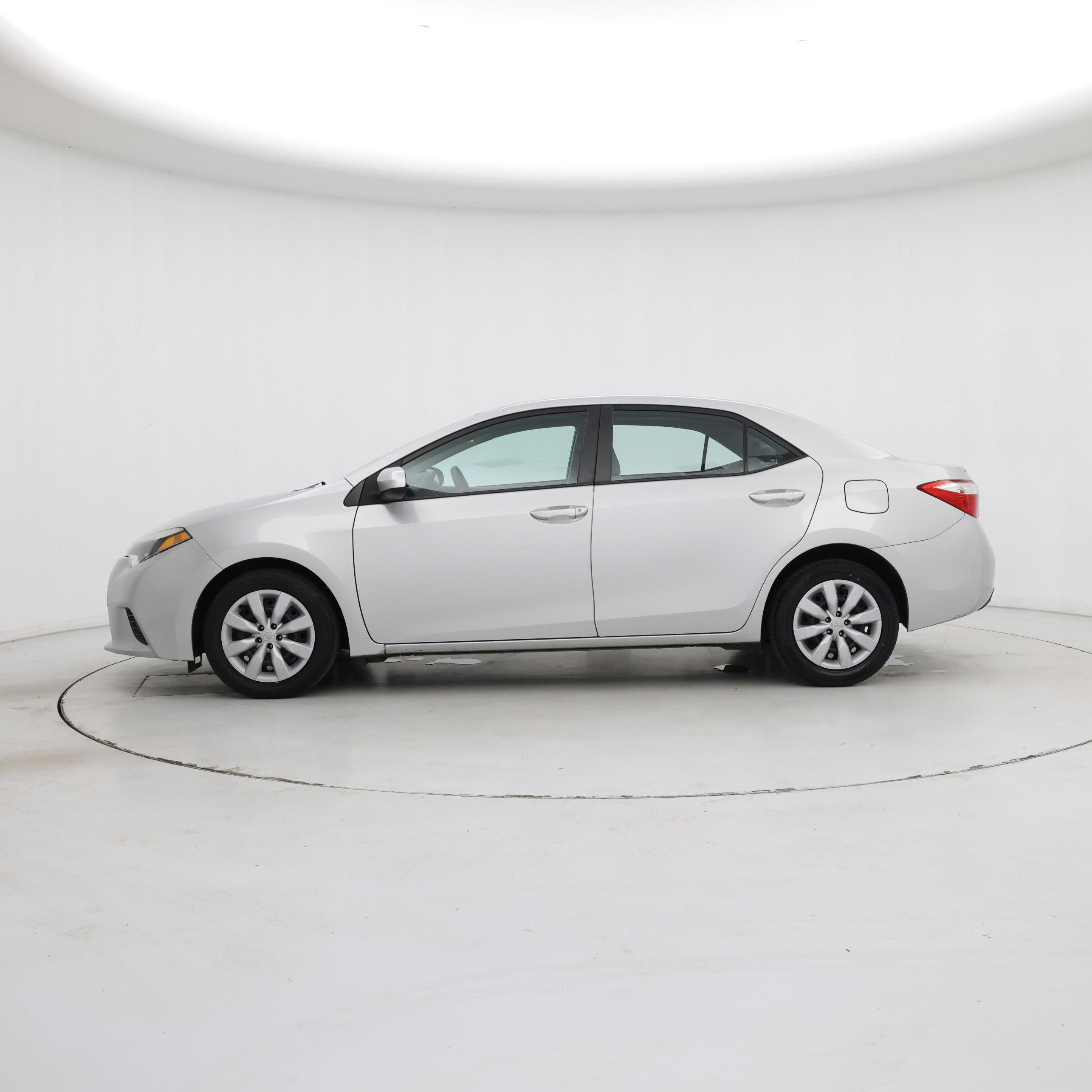 Thumbnail: 2014 Toyota Corolla - 3