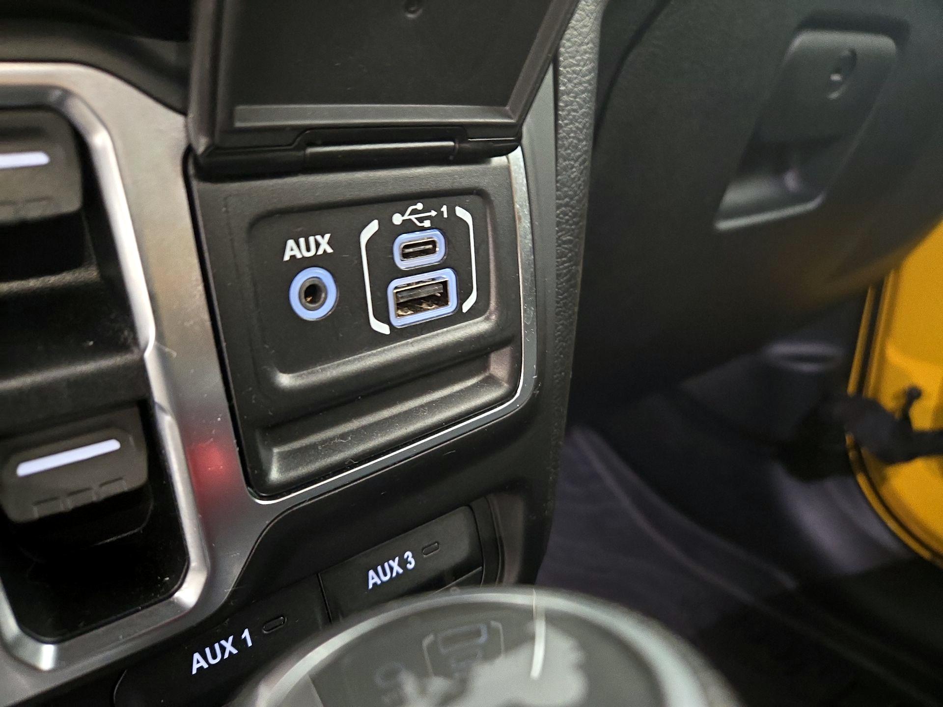 Thumbnail: 2020 Jeep Wrangler - 18