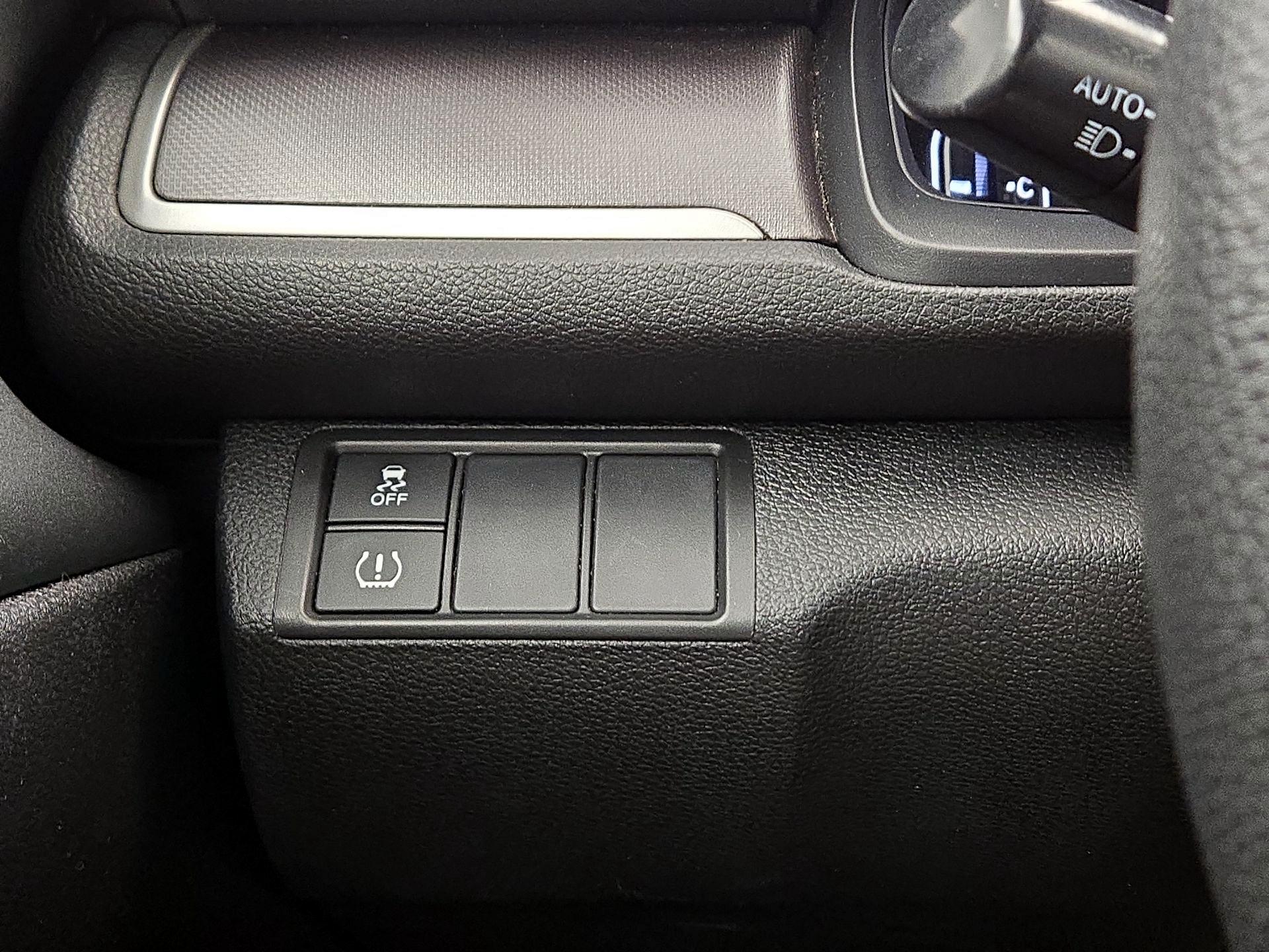 Thumbnail: 2016 Honda Civic - 13