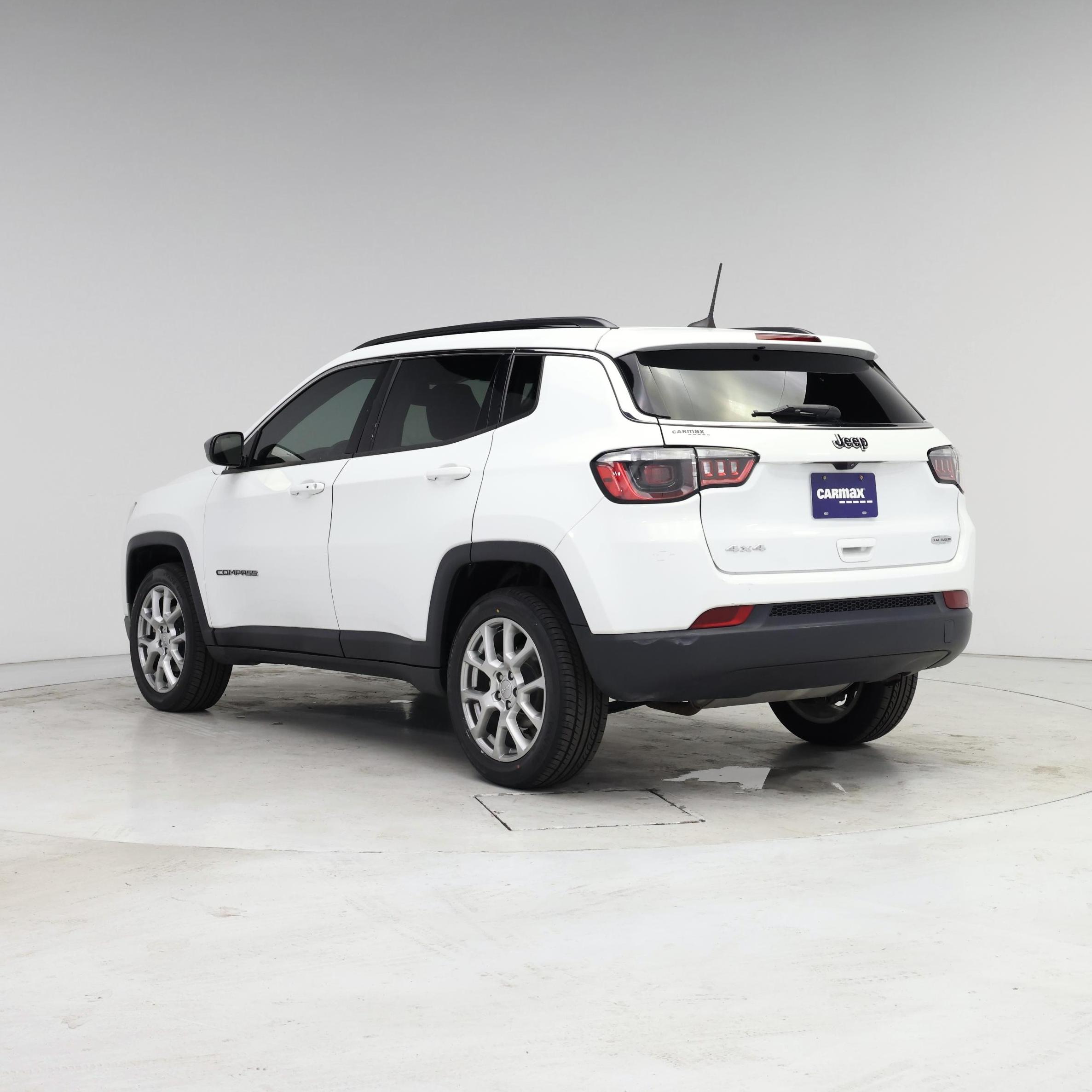 Thumbnail: 2022 Jeep Compass - 2