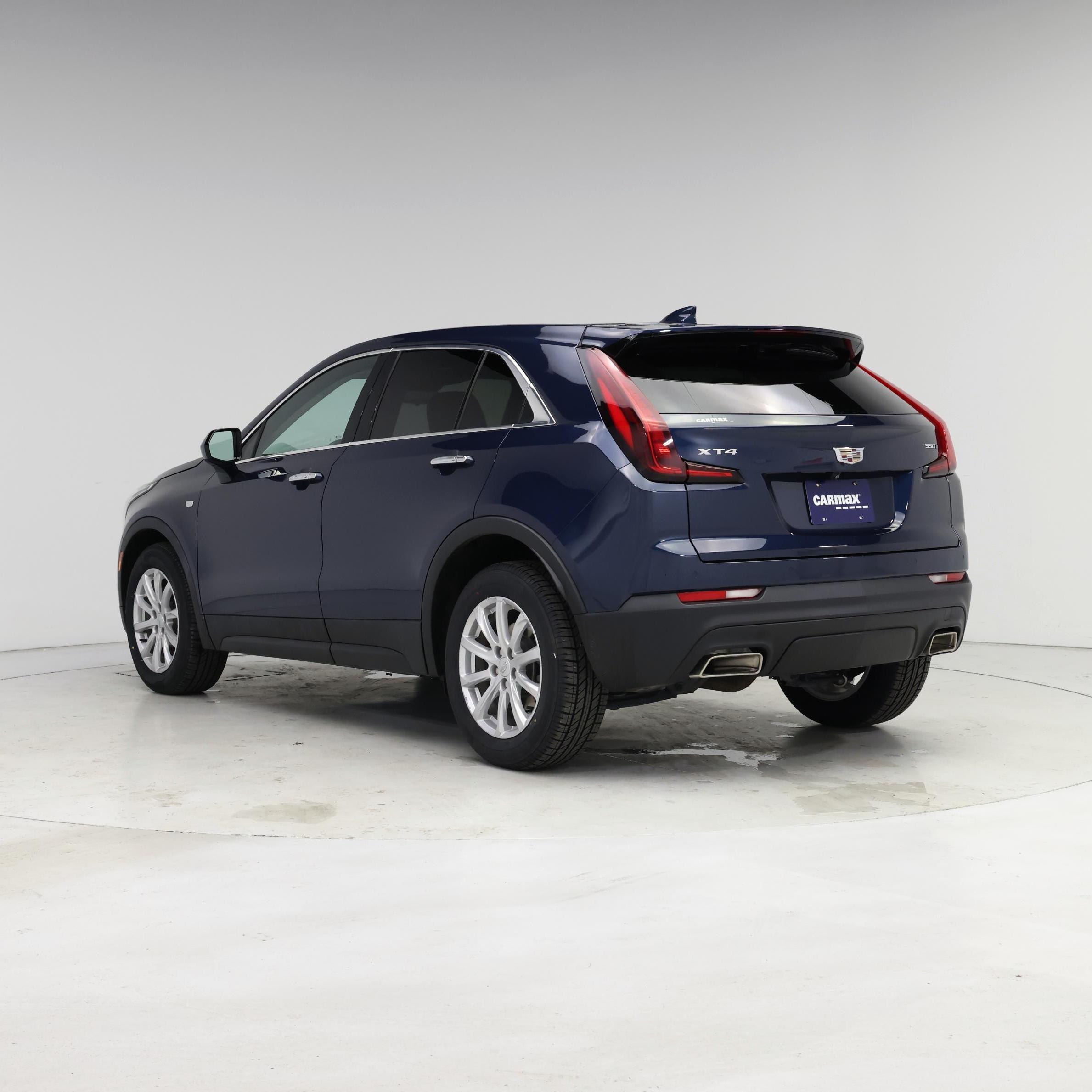 Thumbnail: 2022 Cadillac XT4 - 2