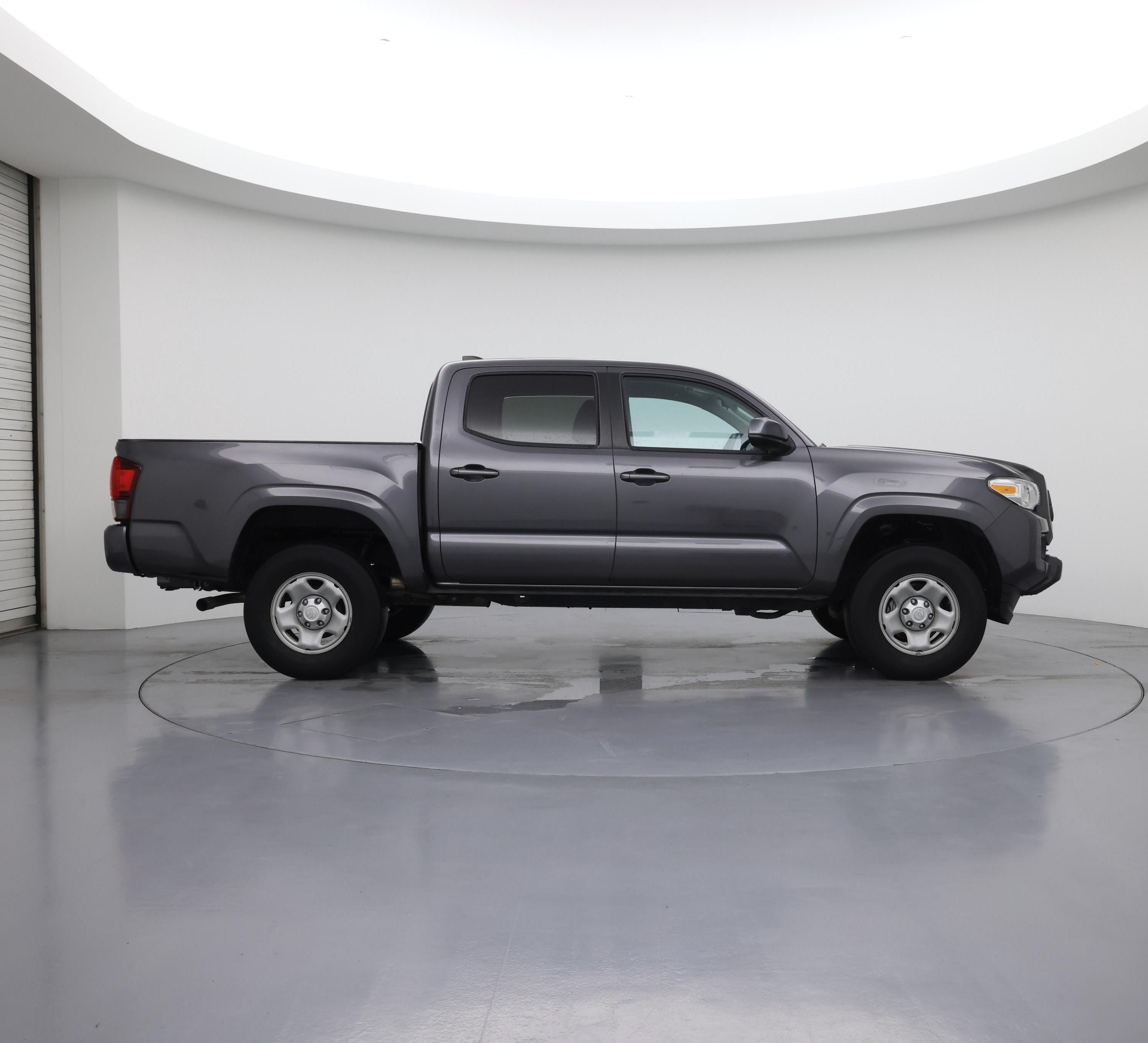 Thumbnail: 2020 Toyota Tacoma - 7