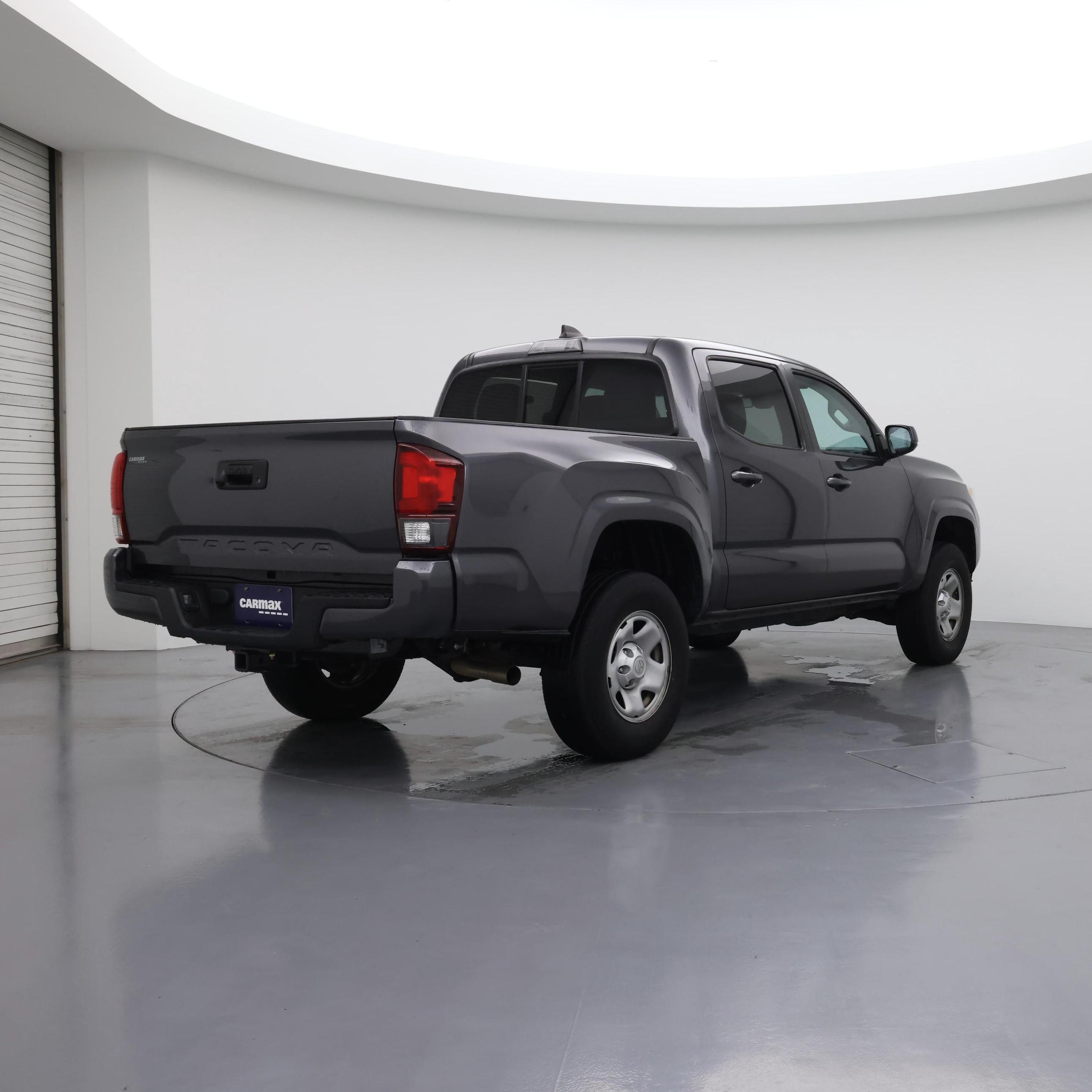 Thumbnail: 2020 Toyota Tacoma - 8
