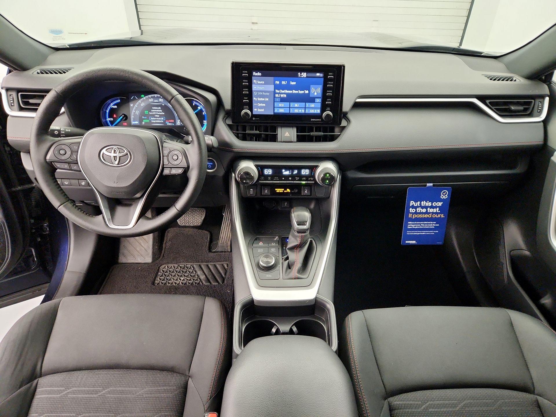 Thumbnail: 2021 Toyota RAV4 - 9