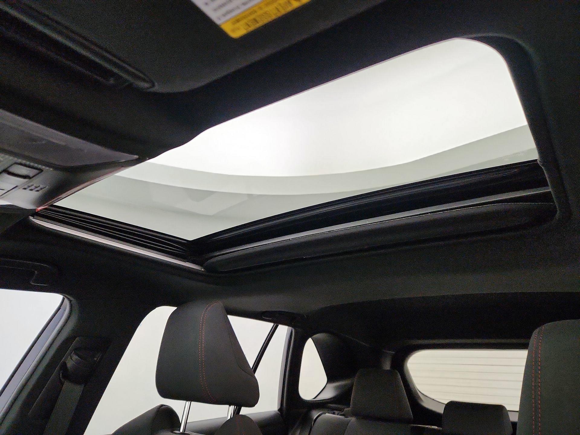 Thumbnail: 2021 Toyota RAV4 - 19