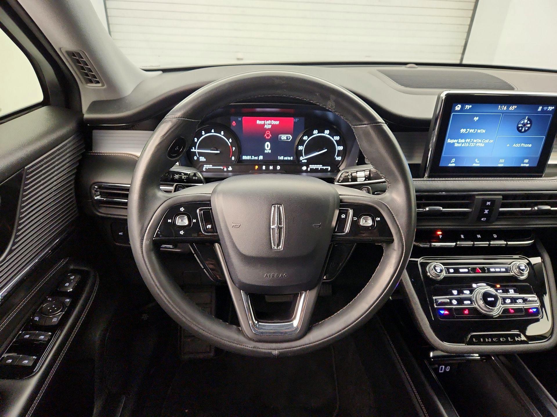 Thumbnail: 2021 Lincoln Corsair - 10