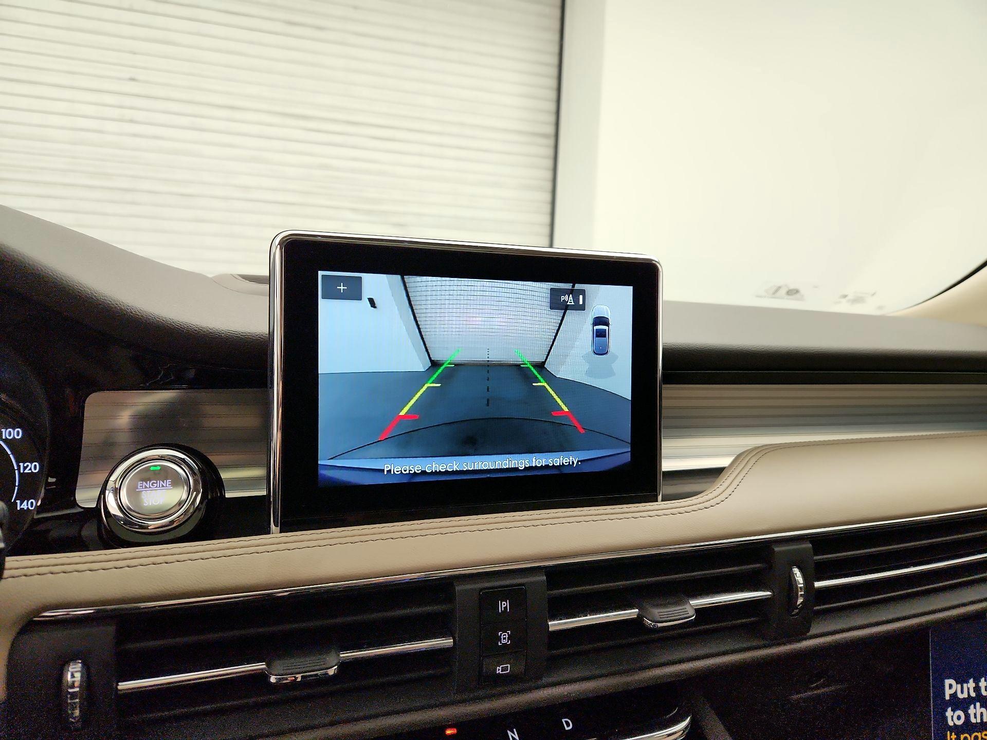 Thumbnail: 2022 Lincoln Corsair - 15