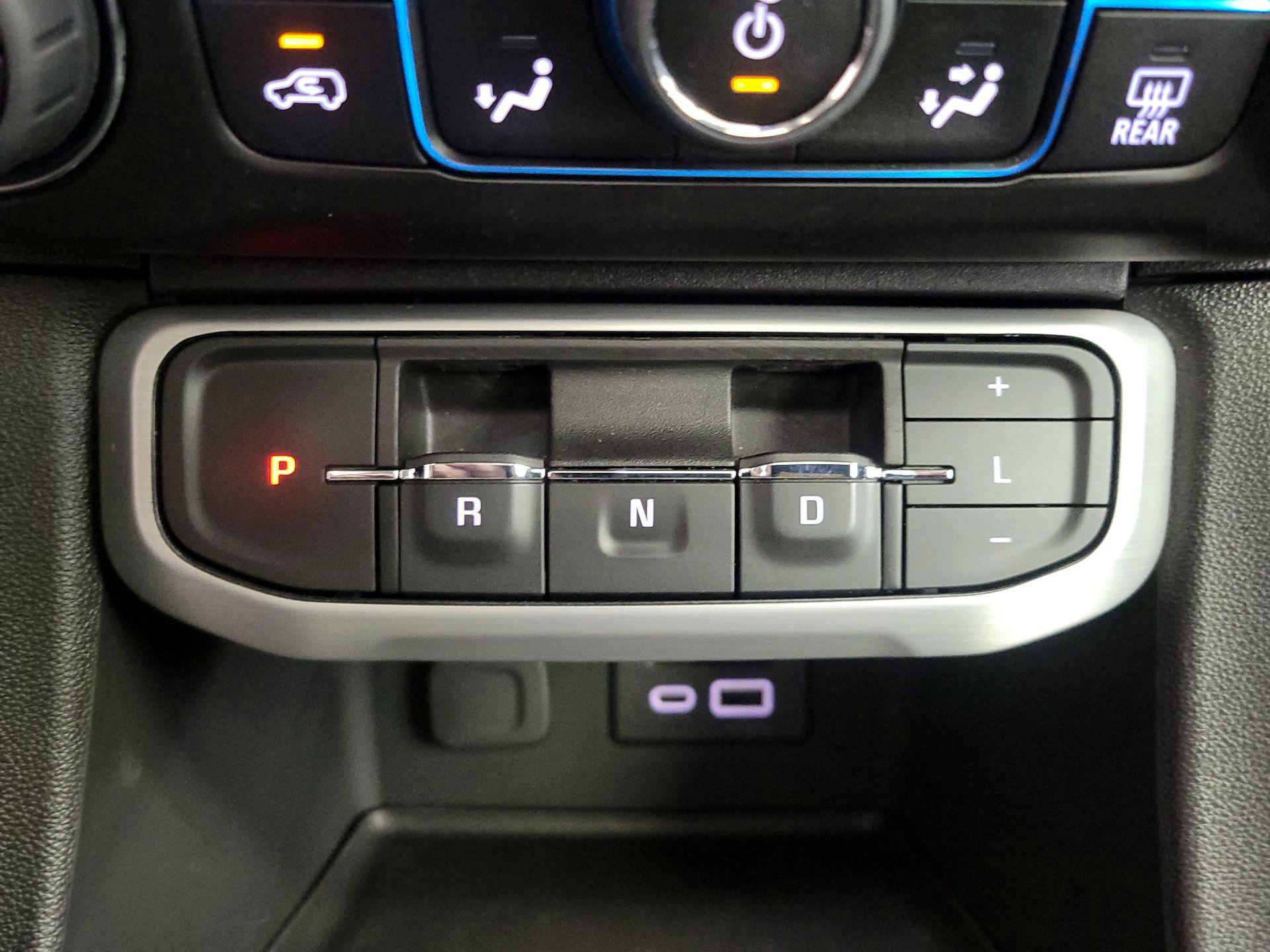 Thumbnail: 2023 GMC Acadia - 18