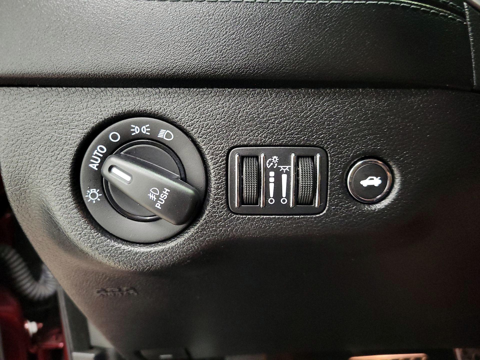Thumbnail: 2021 Dodge Charger - 13