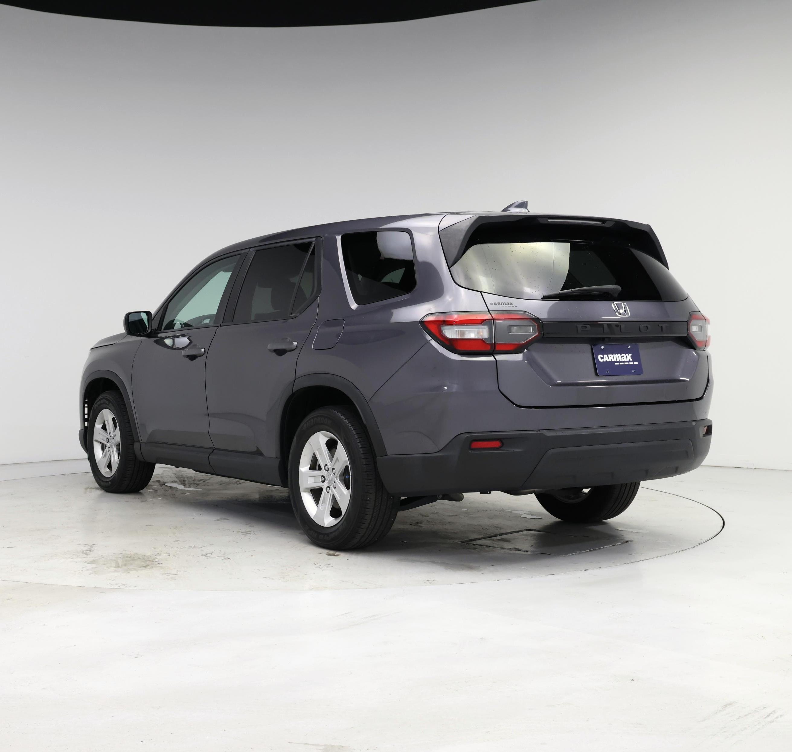 Thumbnail: 2023 Honda Pilot - 2