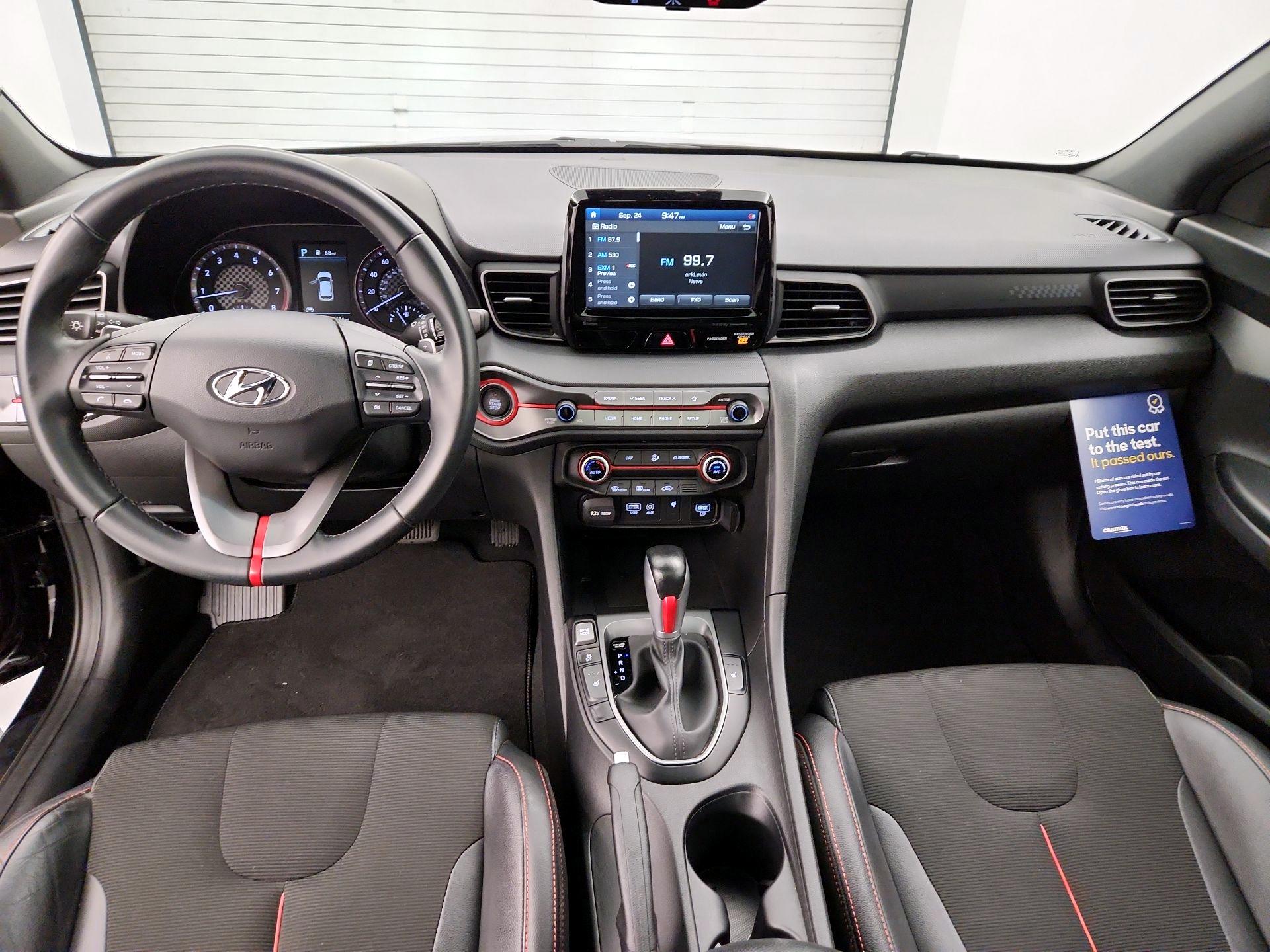 Thumbnail: 2020 Hyundai Veloster - 9