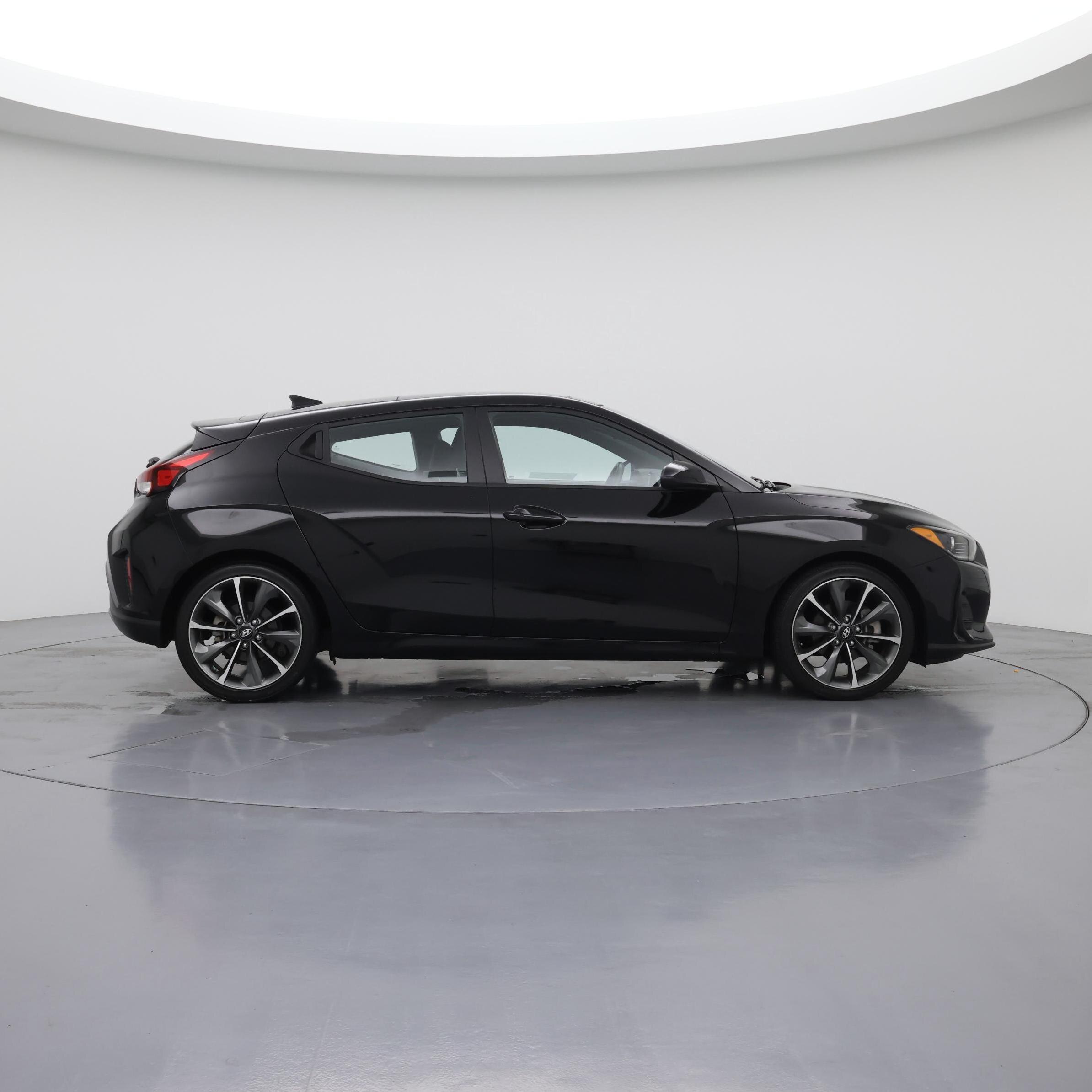 Thumbnail: 2020 Hyundai Veloster - 7