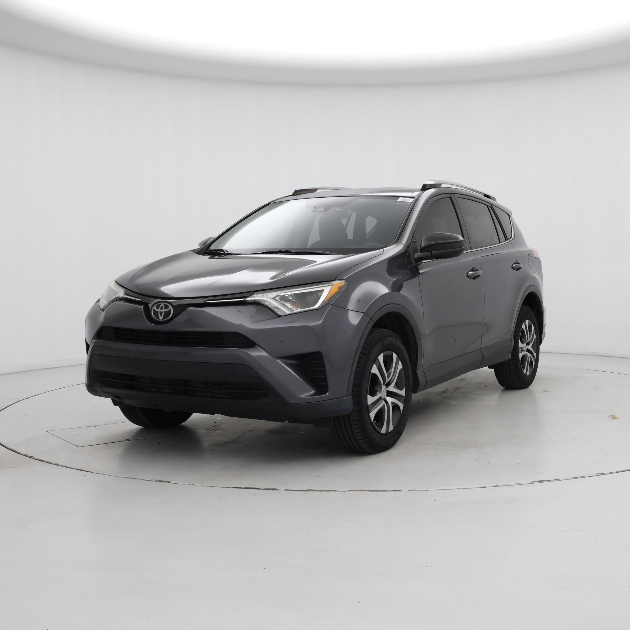 Thumbnail: 2017 Toyota RAV4 - 4