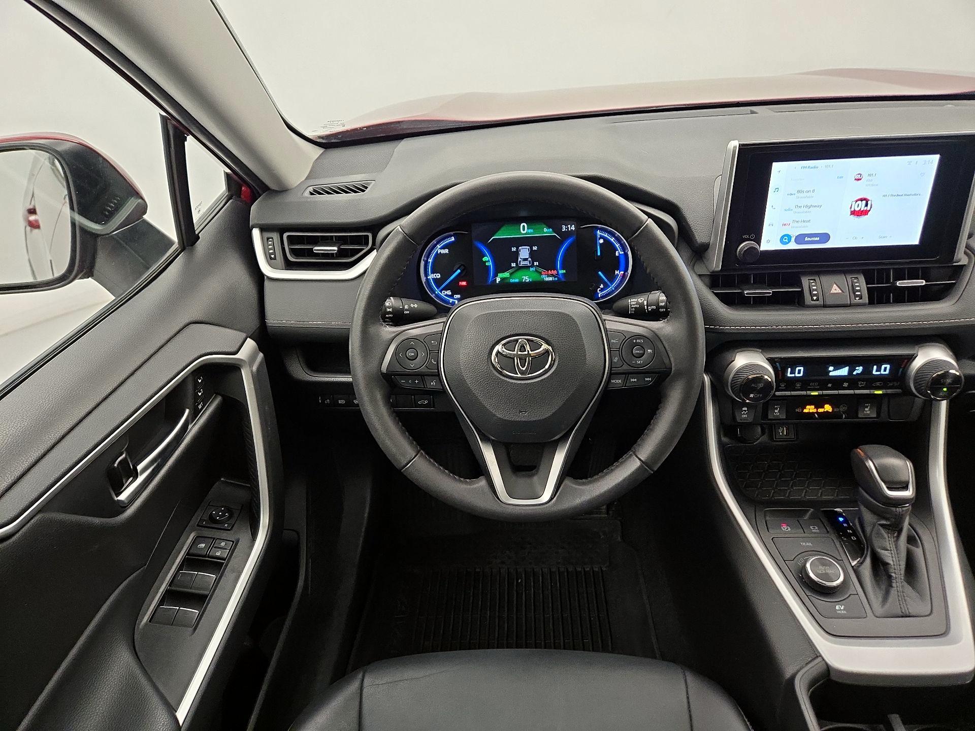 Thumbnail: 2024 Toyota RAV4 - 10