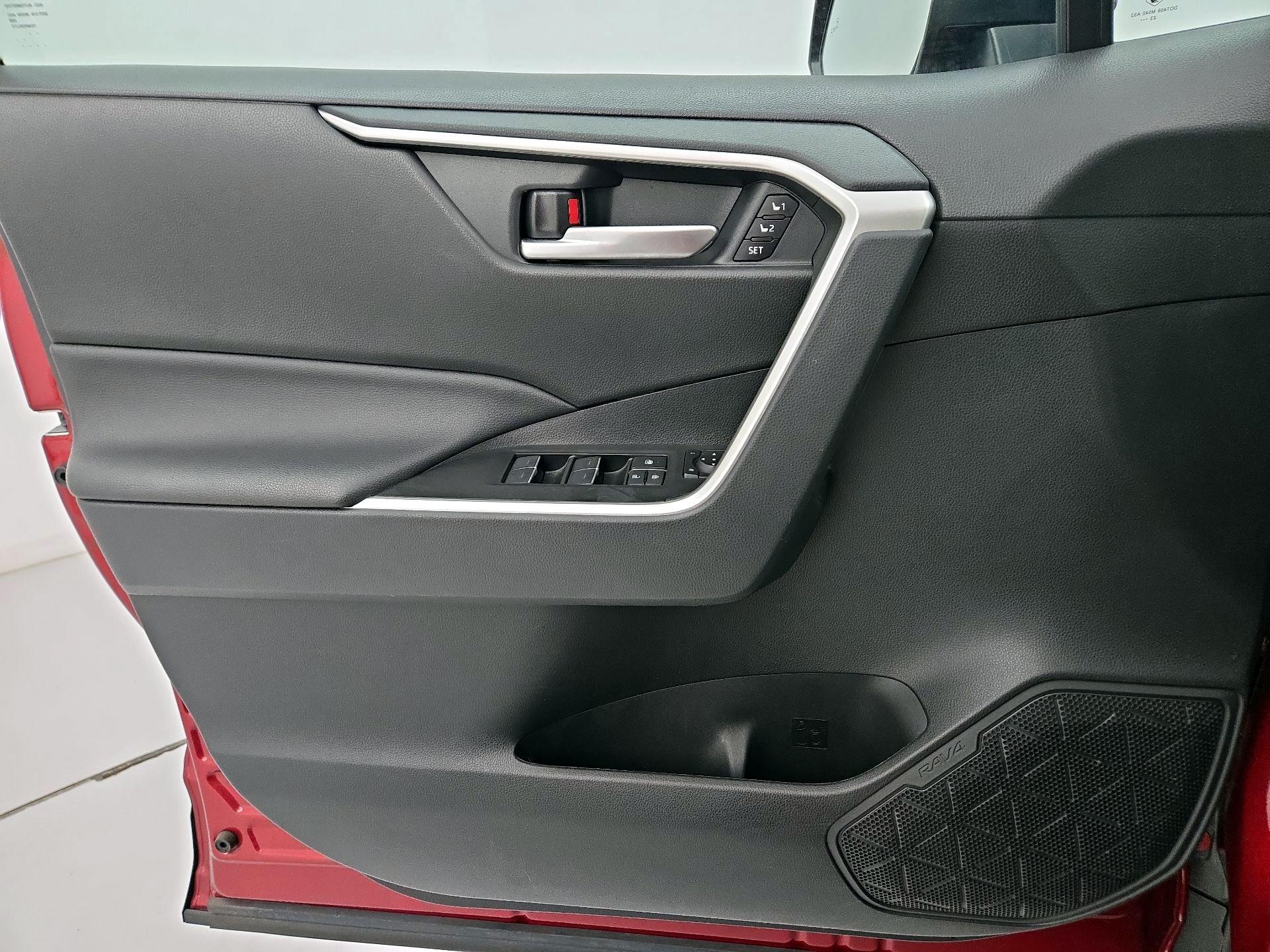 Thumbnail: 2024 Toyota RAV4 - 12
