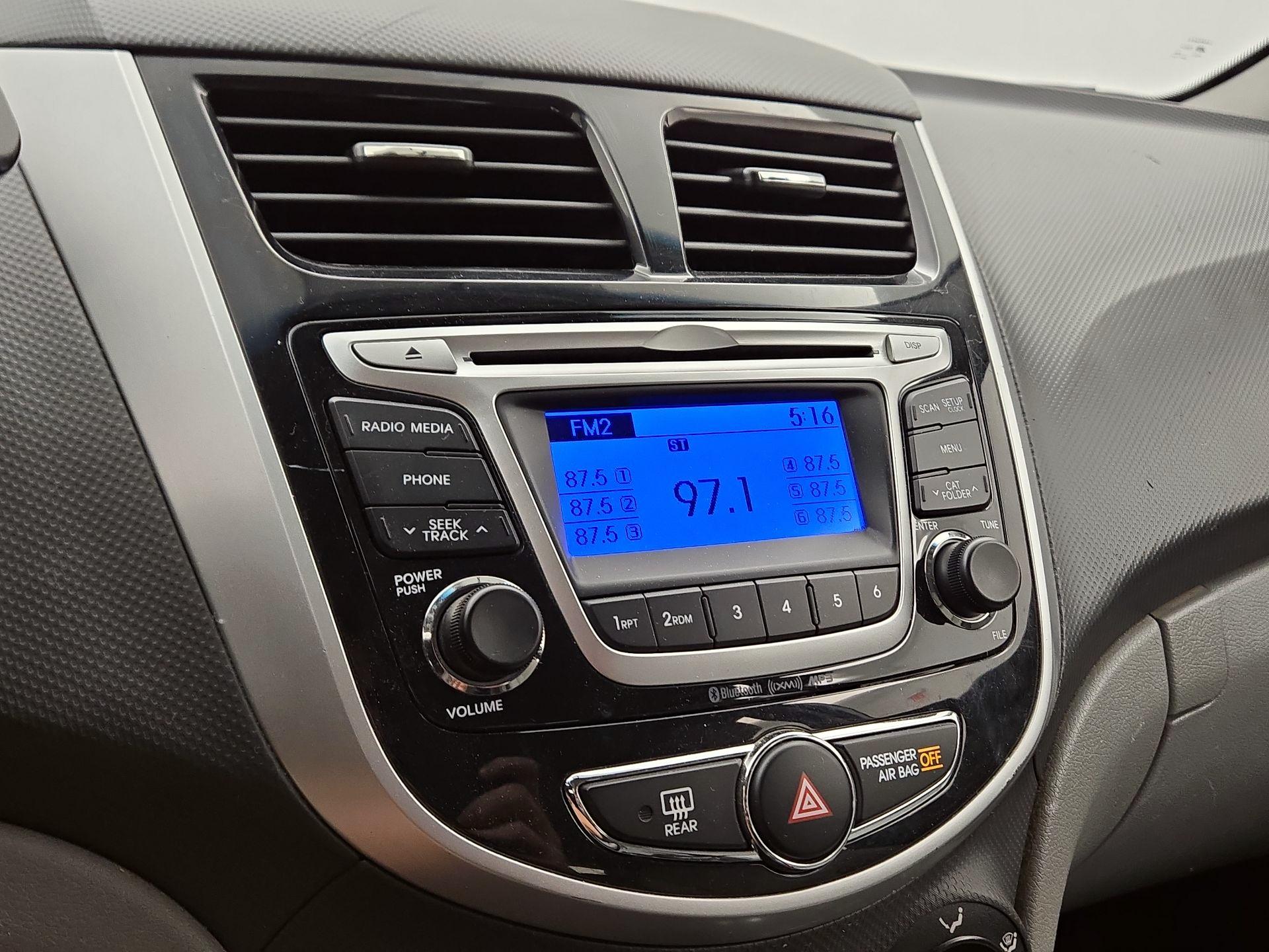 Thumbnail: 2014 Hyundai Accent - 14