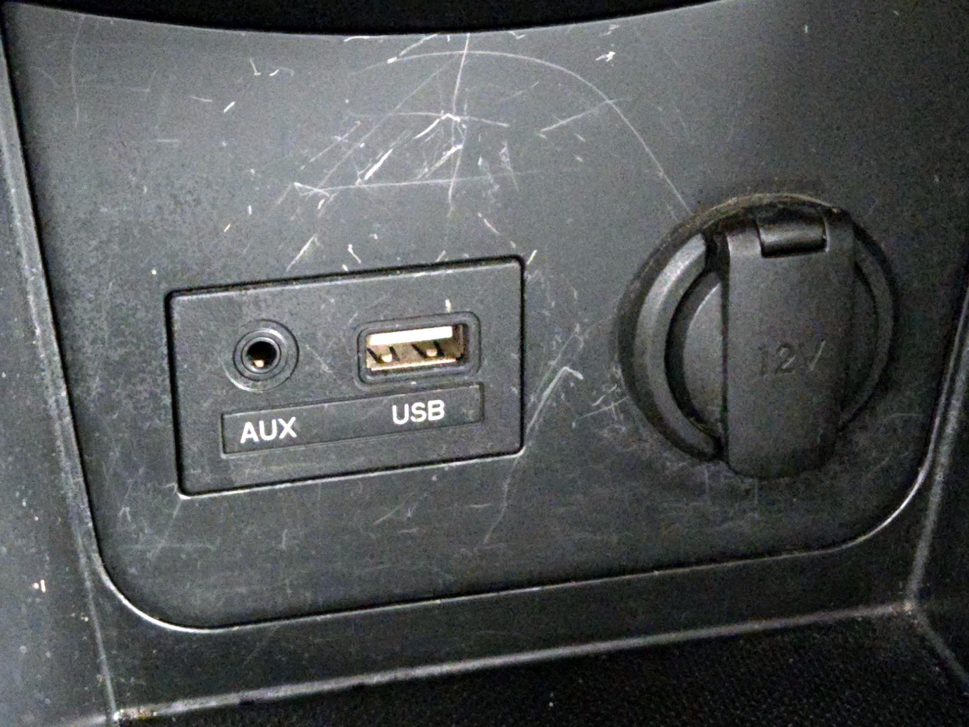 Thumbnail: 2014 Hyundai Accent - 17