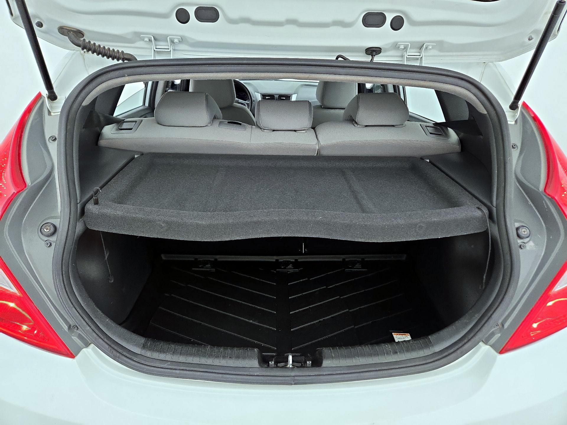 Thumbnail: 2014 Hyundai Accent - 19
