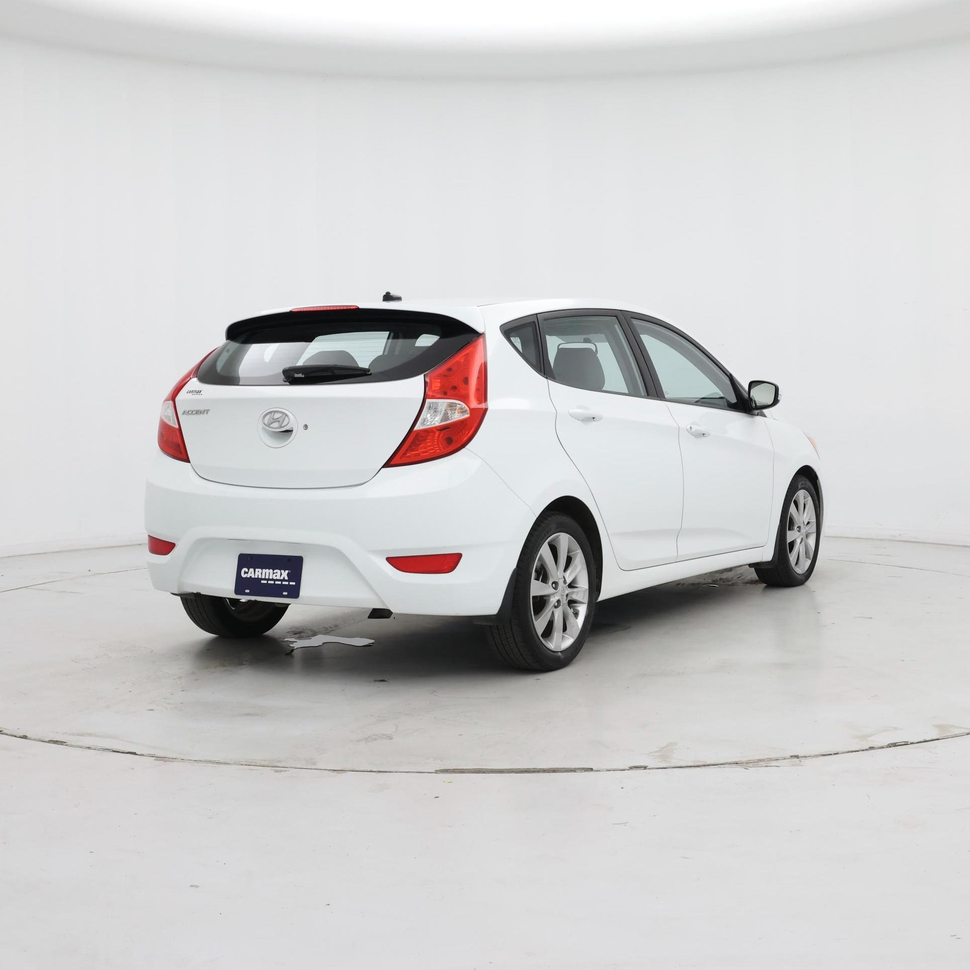 Thumbnail: 2014 Hyundai Accent - 8
