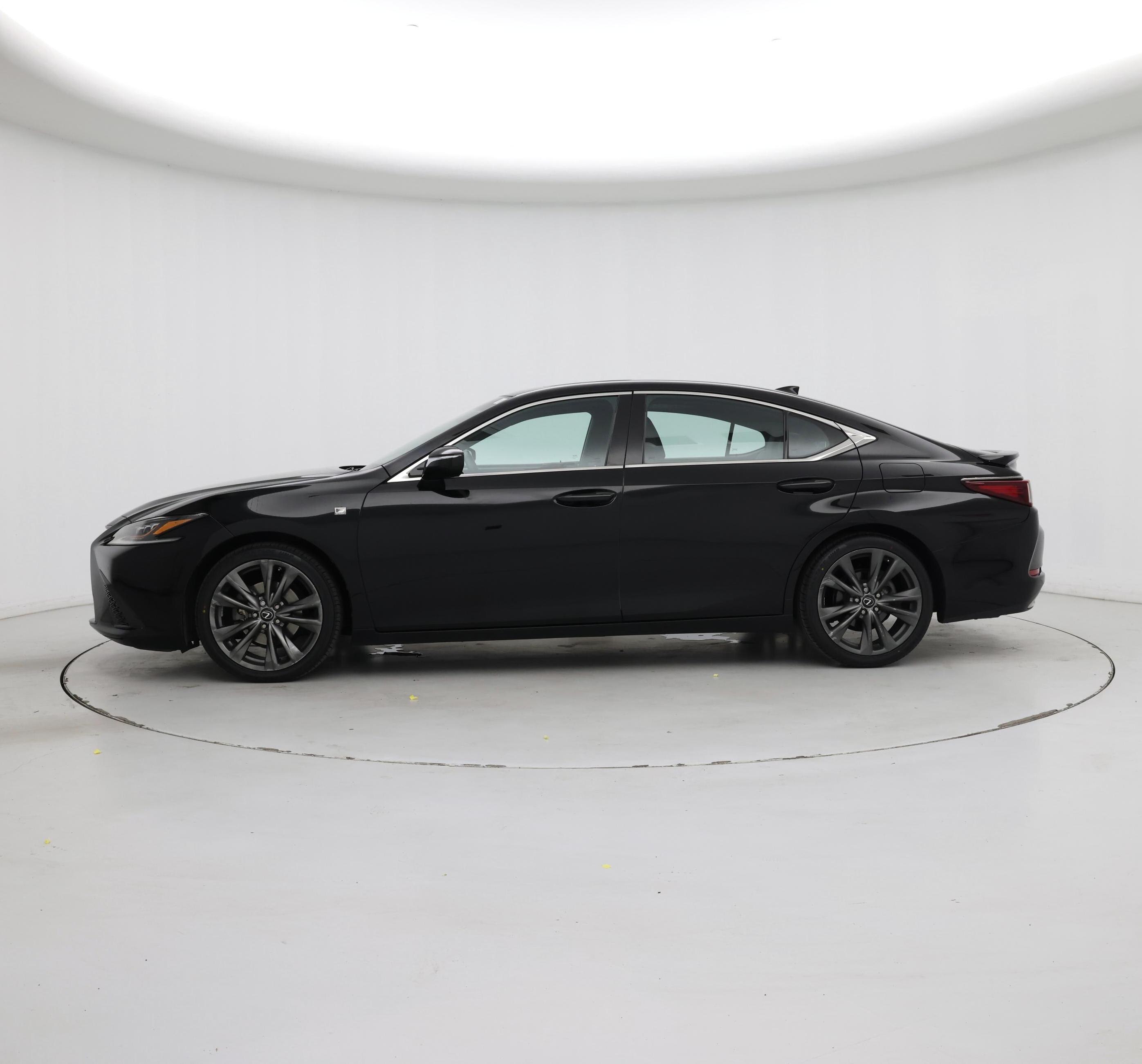 Thumbnail: 2019 Lexus ES - 3