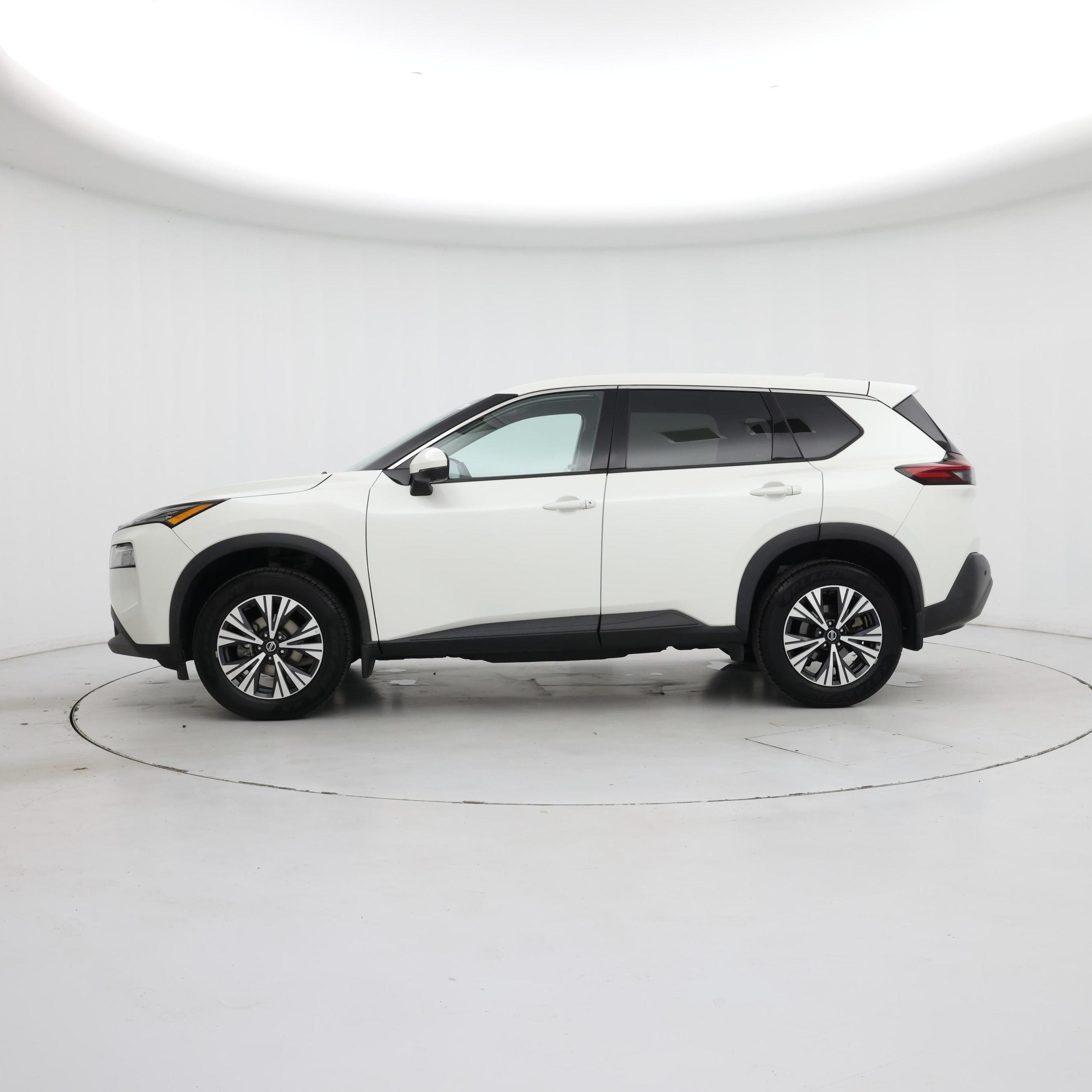 Thumbnail: 2021 Nissan Rogue - 3