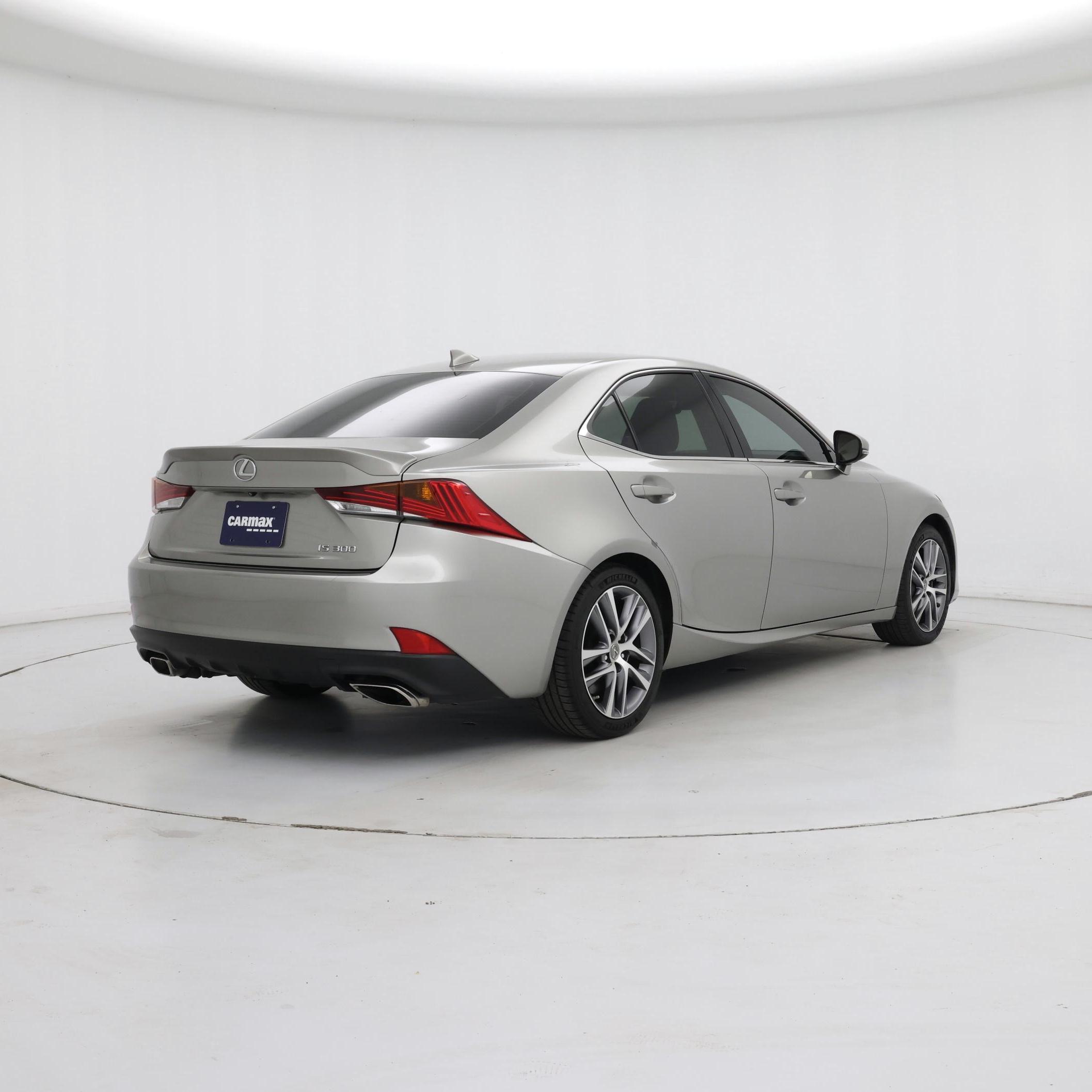 Thumbnail: 2019 Lexus IS - 8