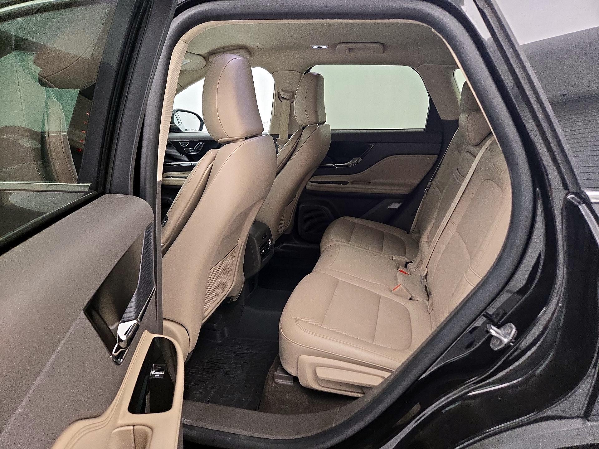 Thumbnail: 2021 Lincoln Corsair - 20